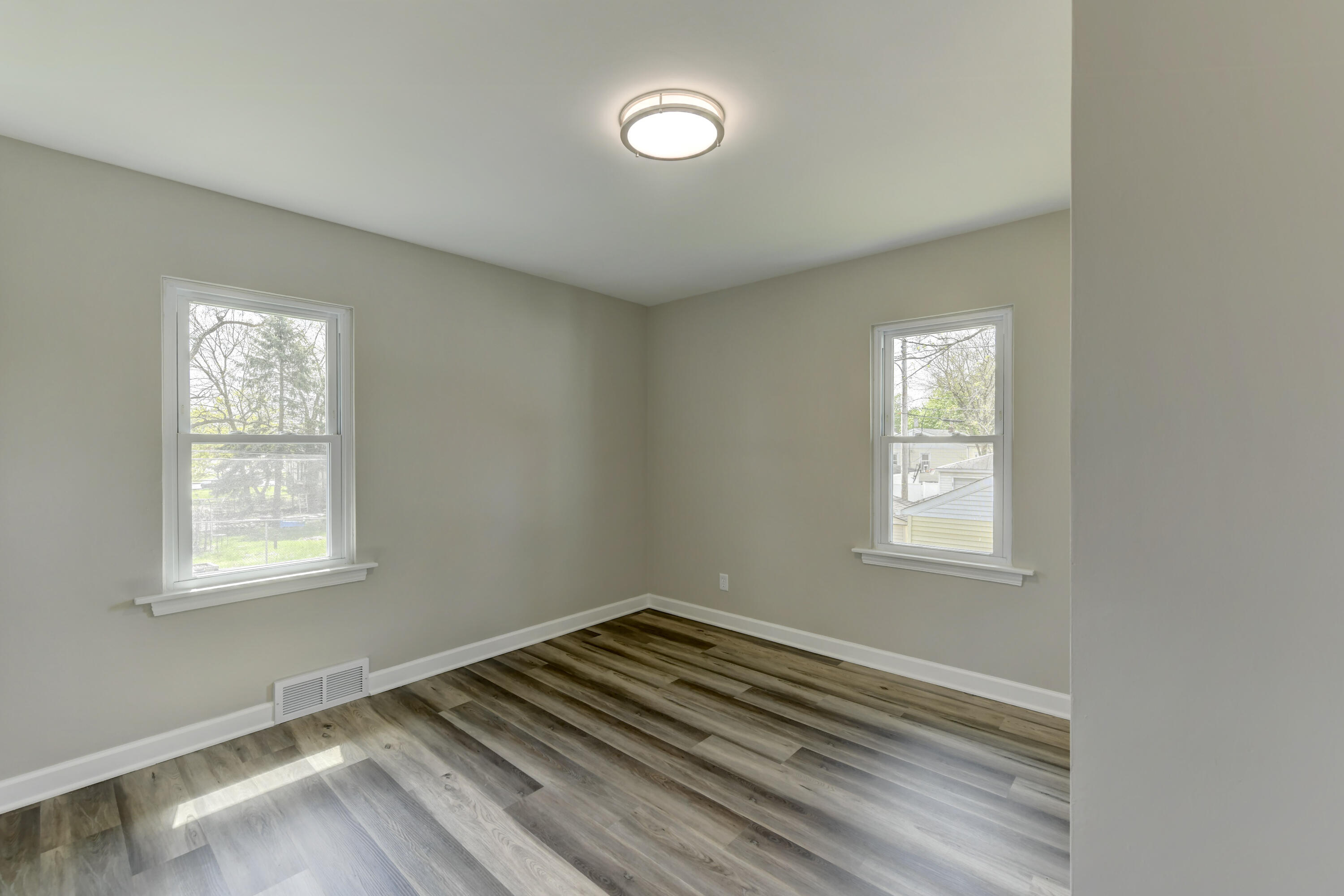 6926 Alexander Avenue