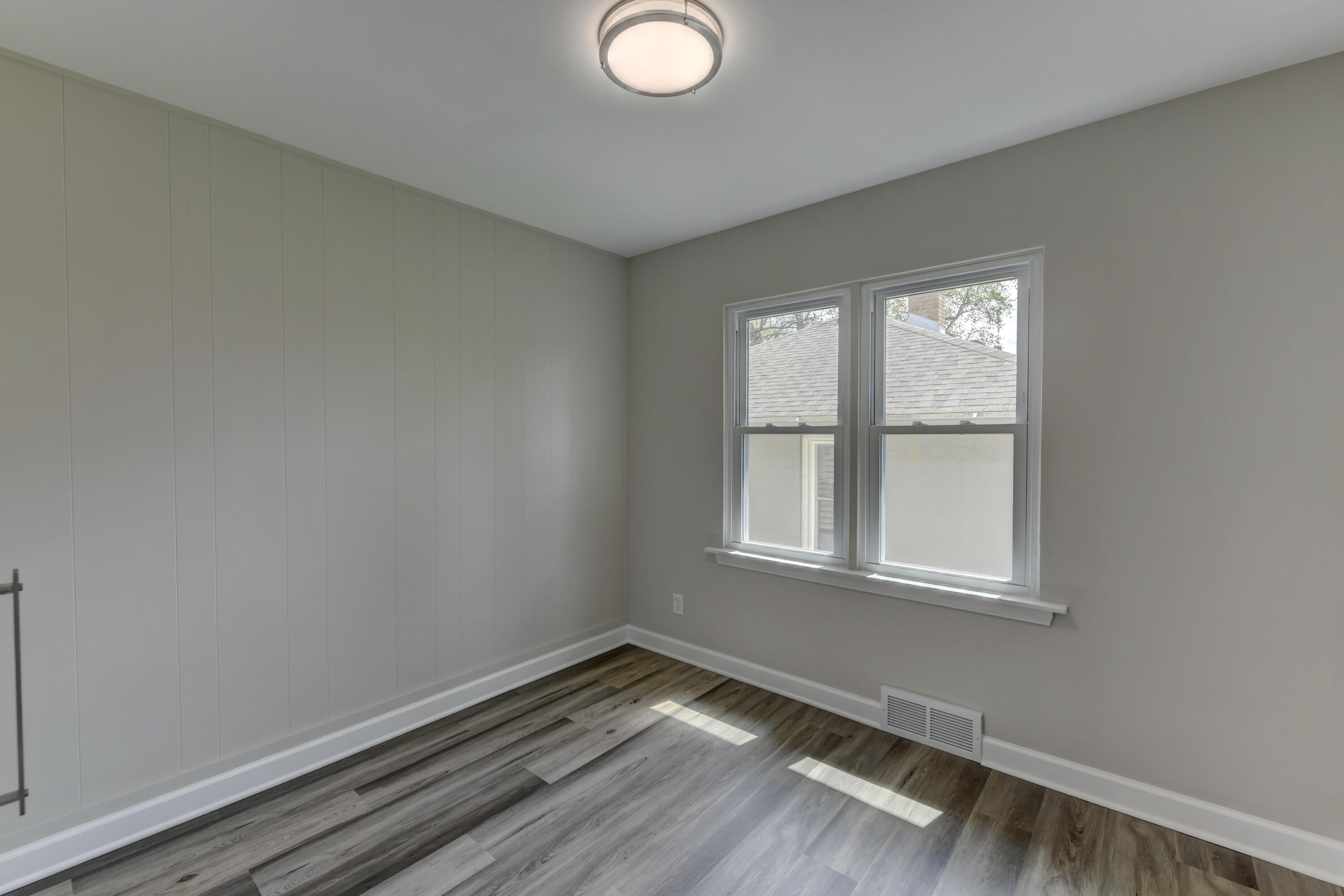 6926 Alexander Avenue