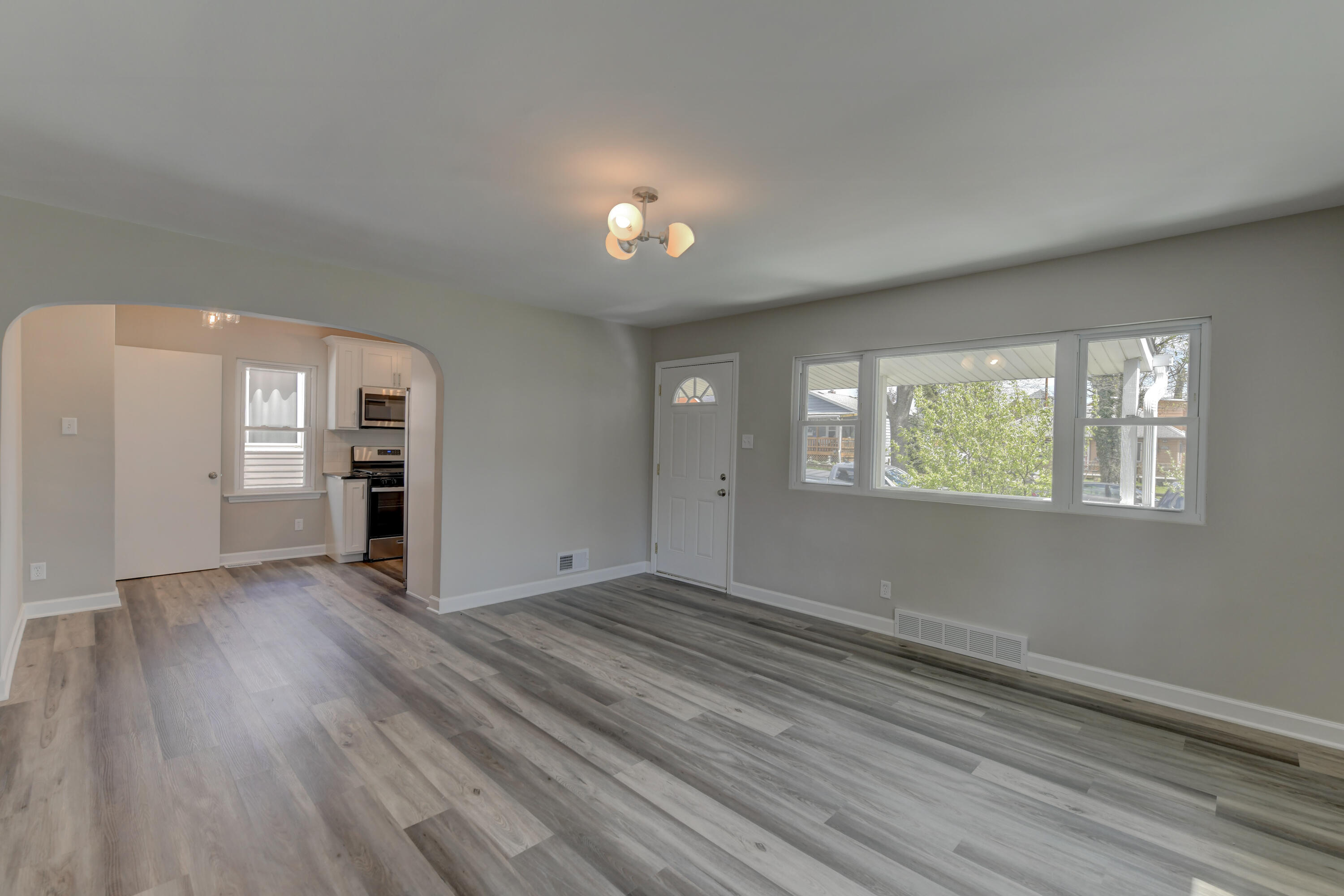 6926 Alexander Avenue