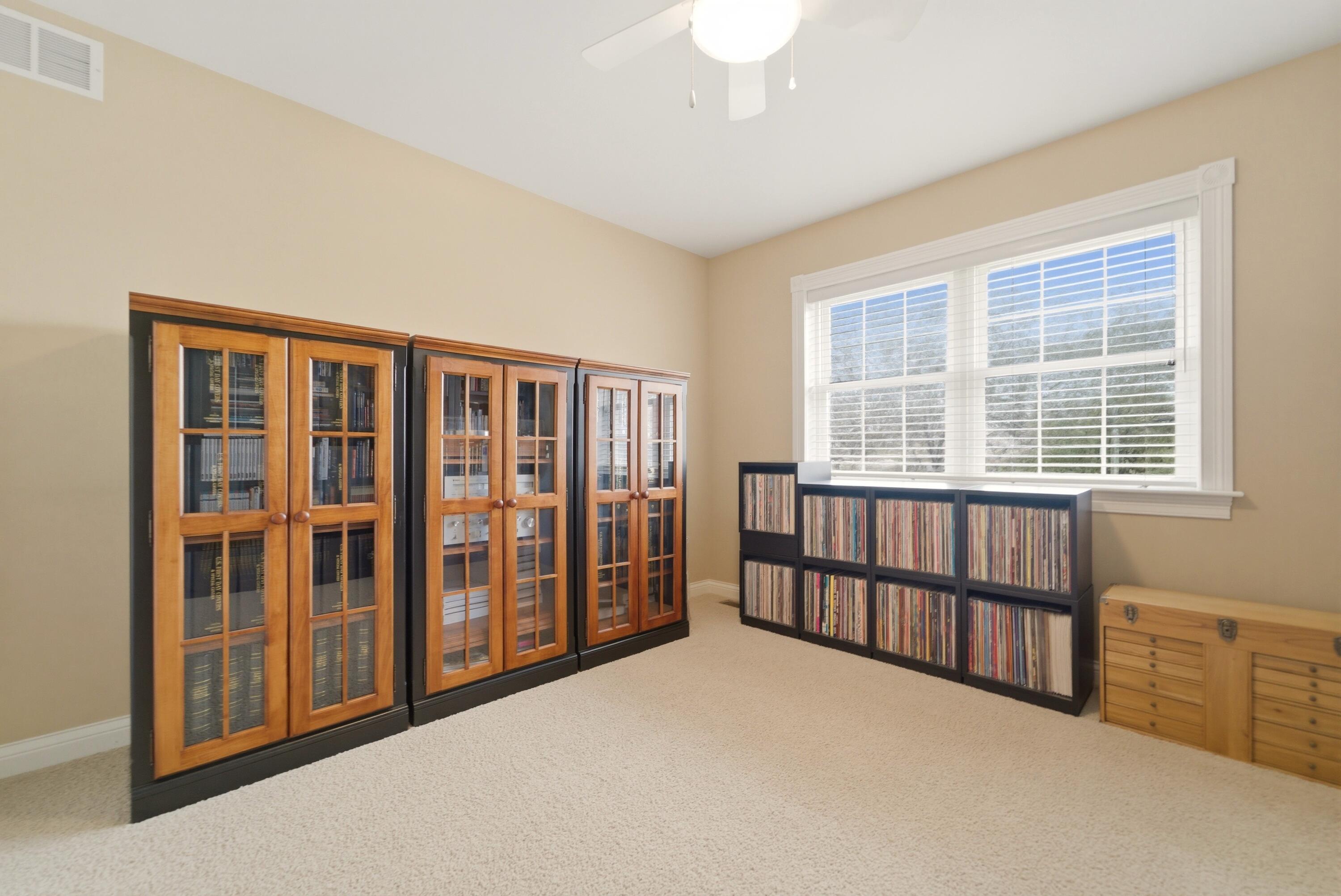 1205 Waterside Lane