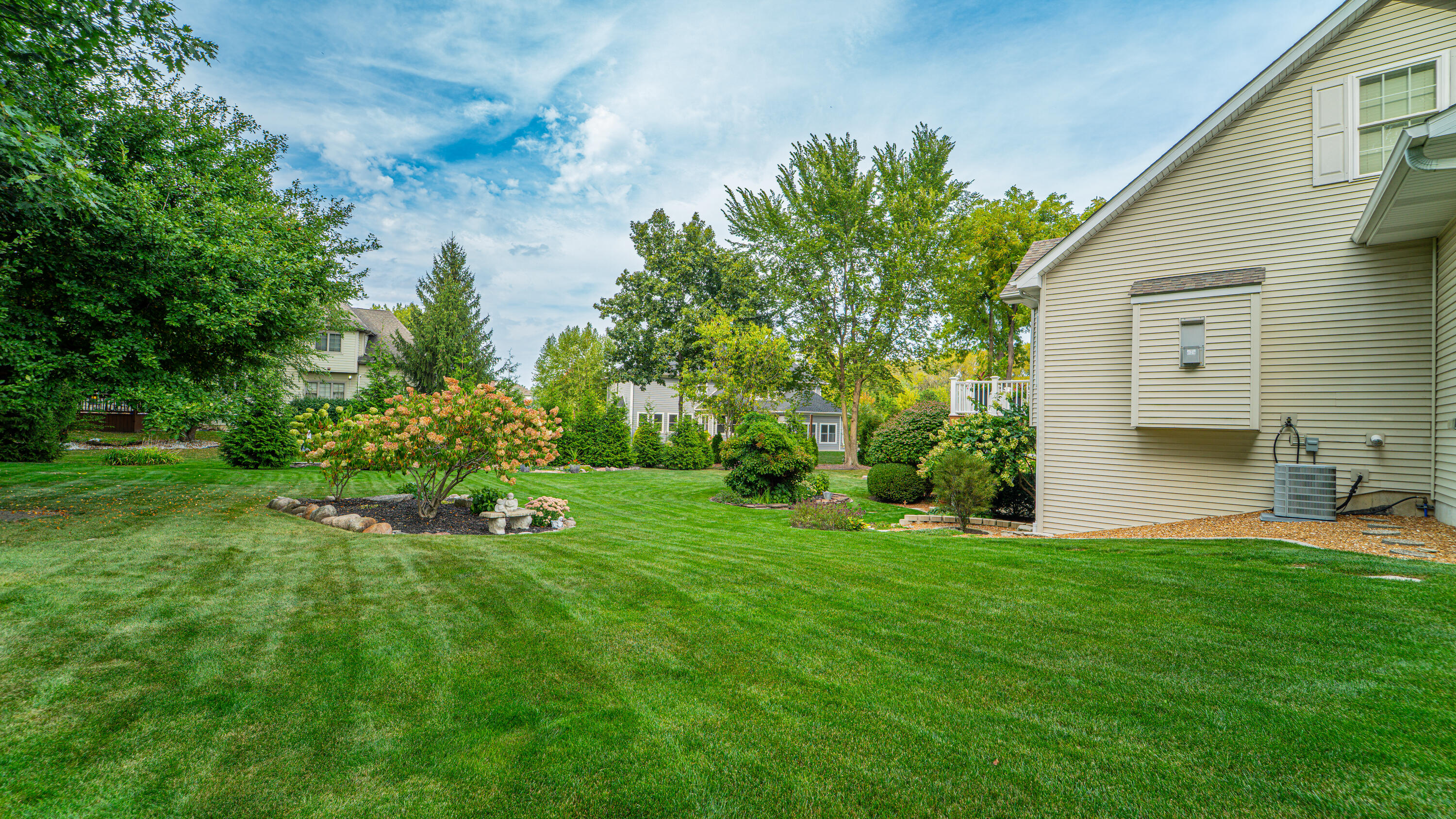 1205 Waterside Lane