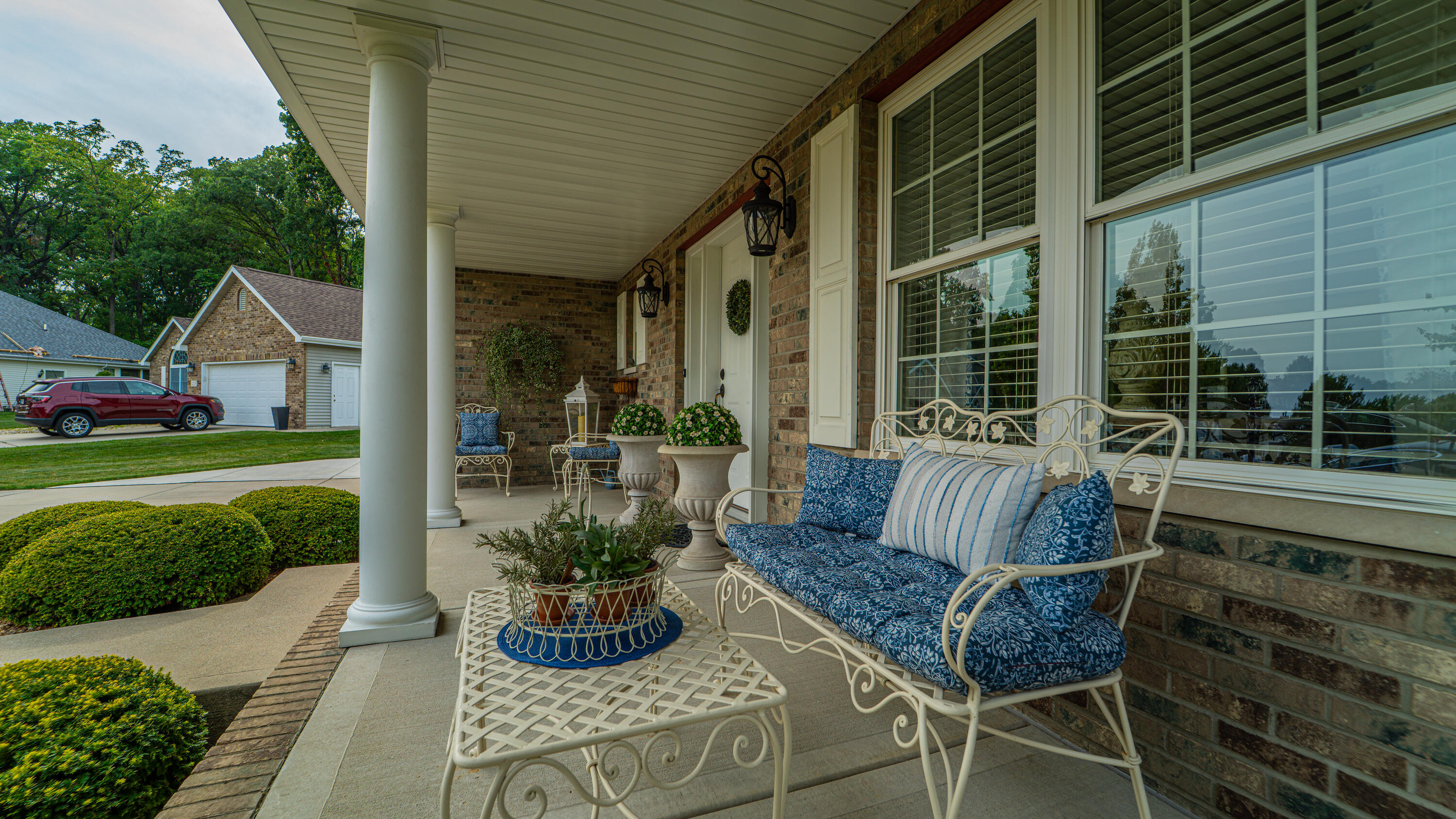 1205 Waterside Lane
