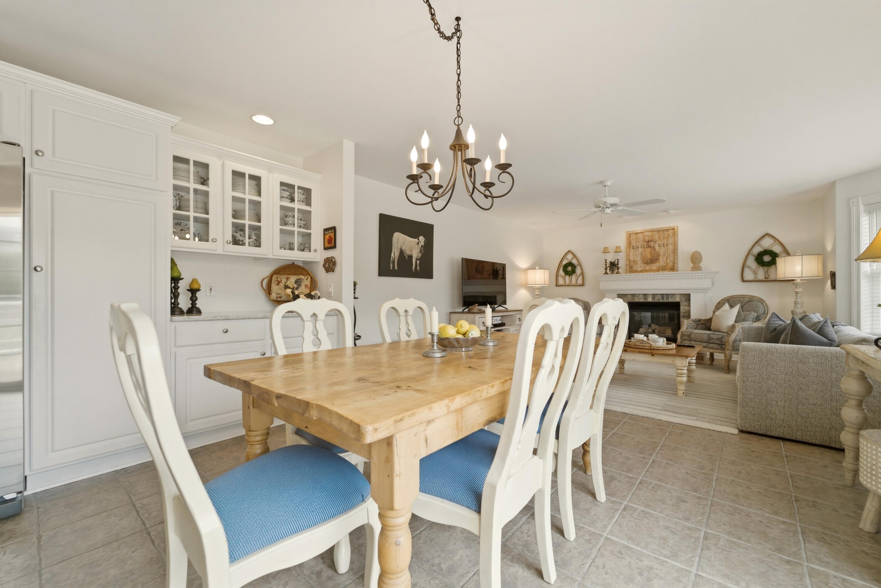 1205 Waterside Lane