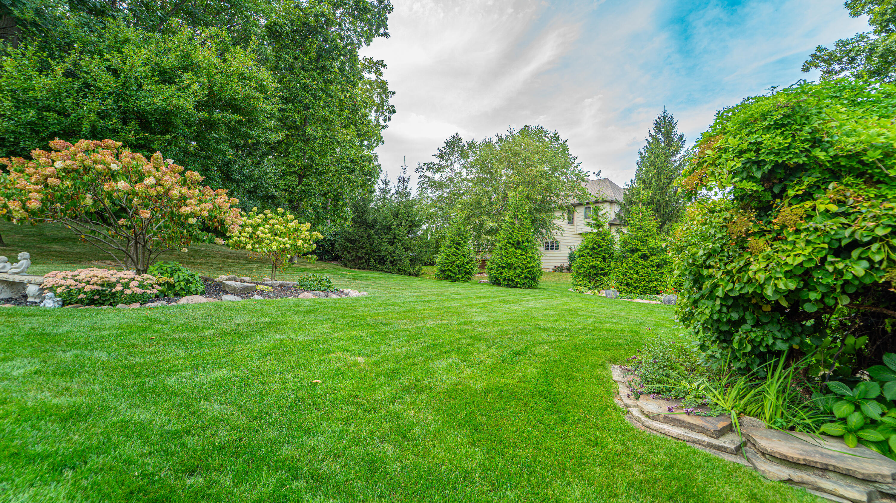 1205 Waterside Lane