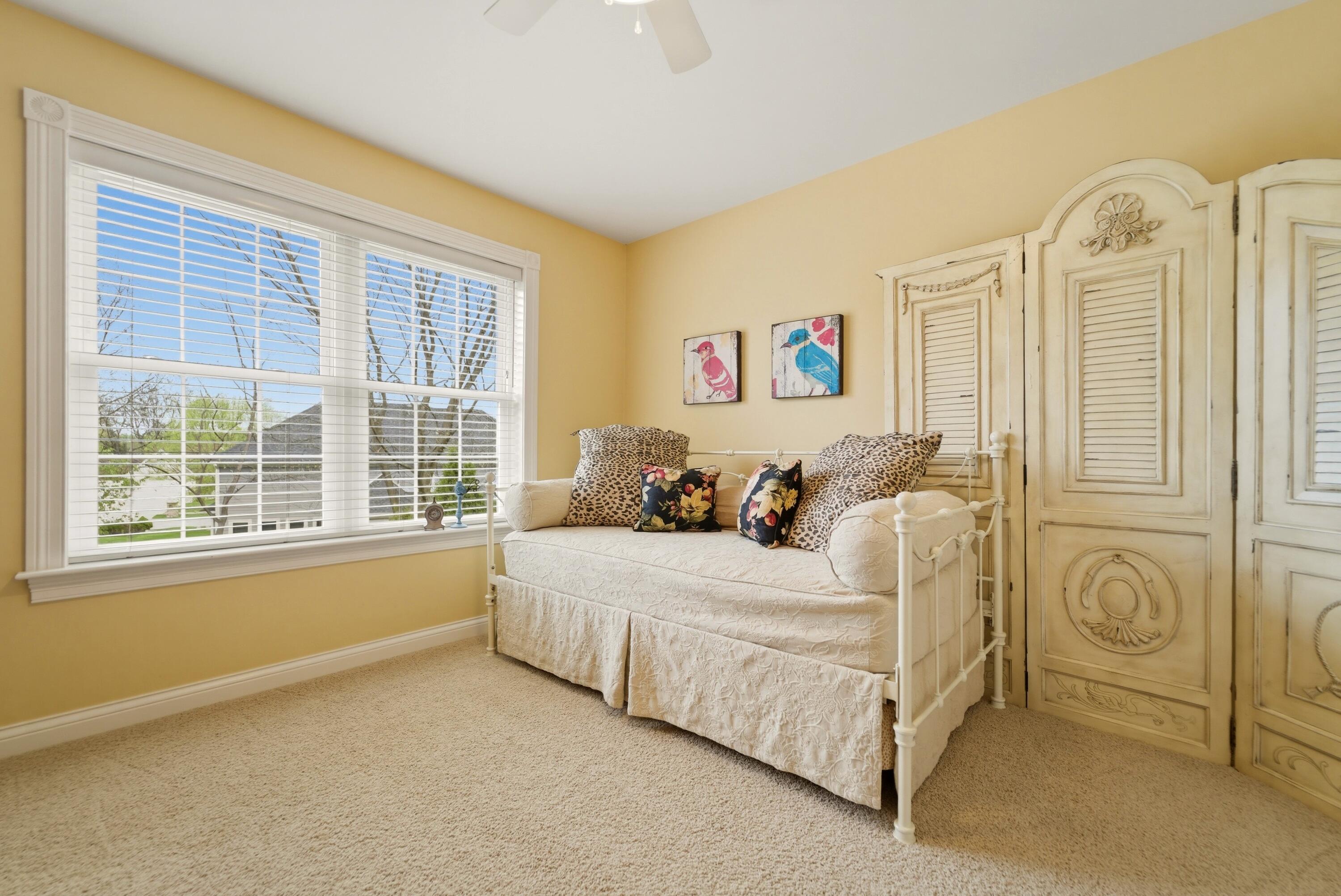 1205 Waterside Lane