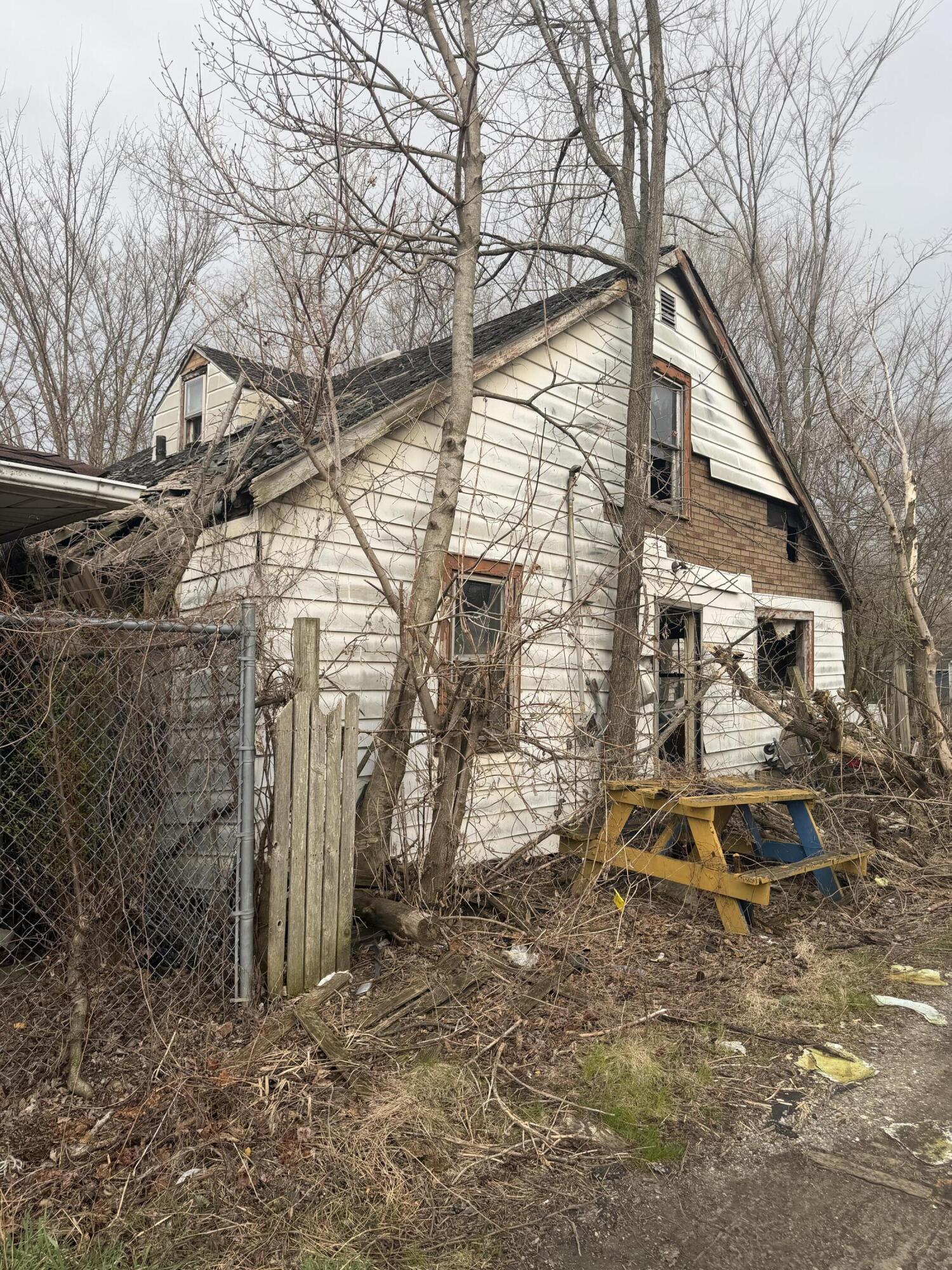 4855 Massachusetts Street