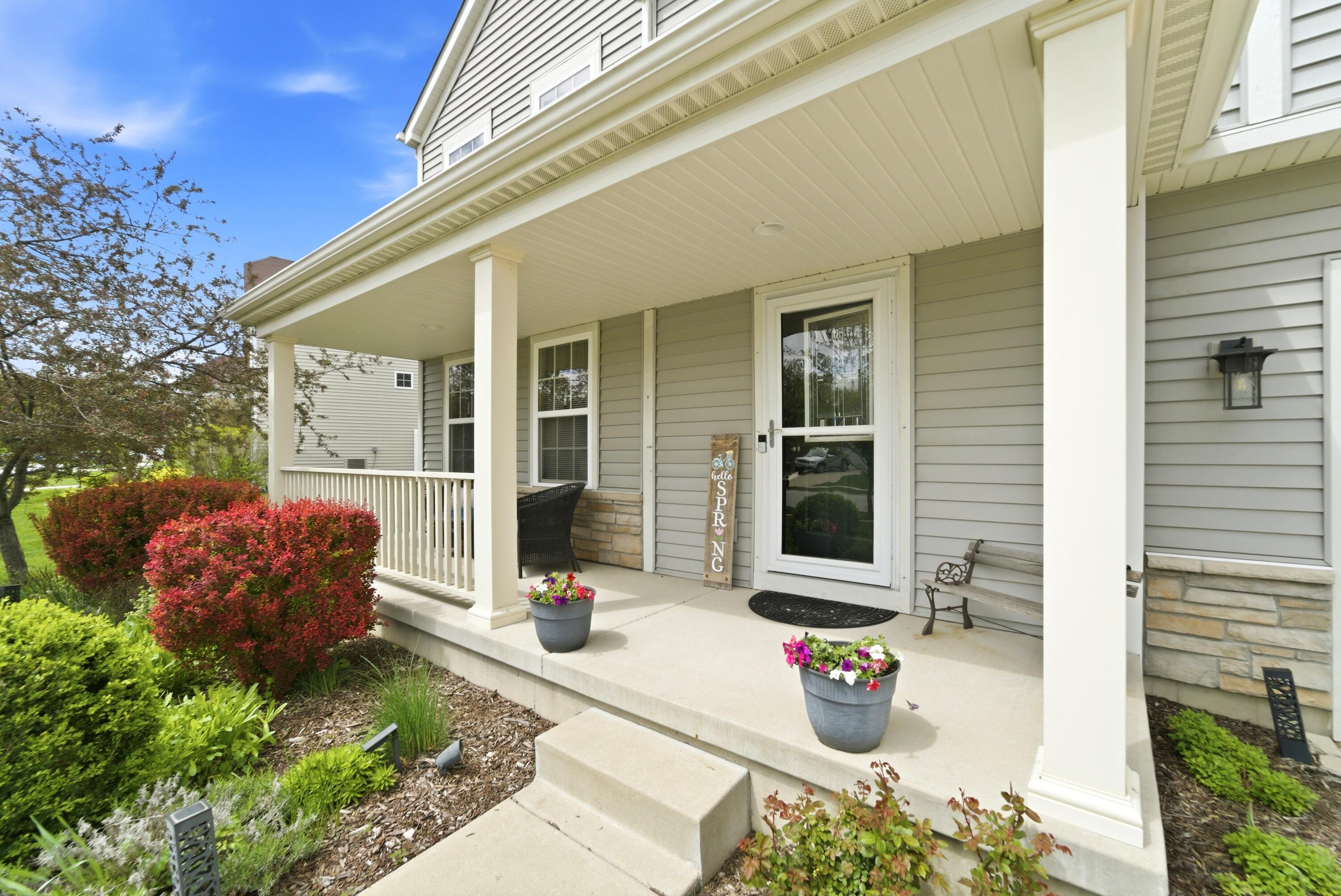 302 E 130th Lane