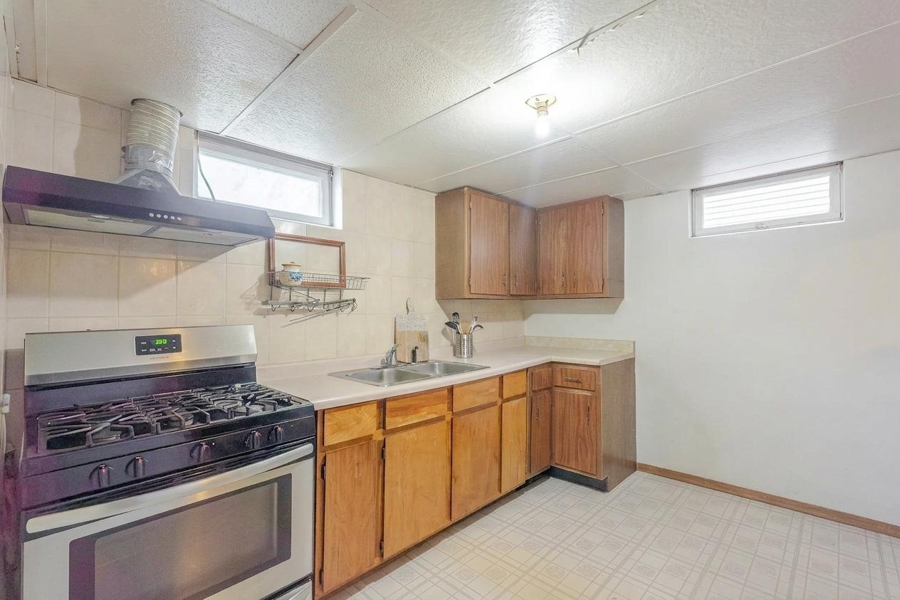 1839 Bluebird Lane