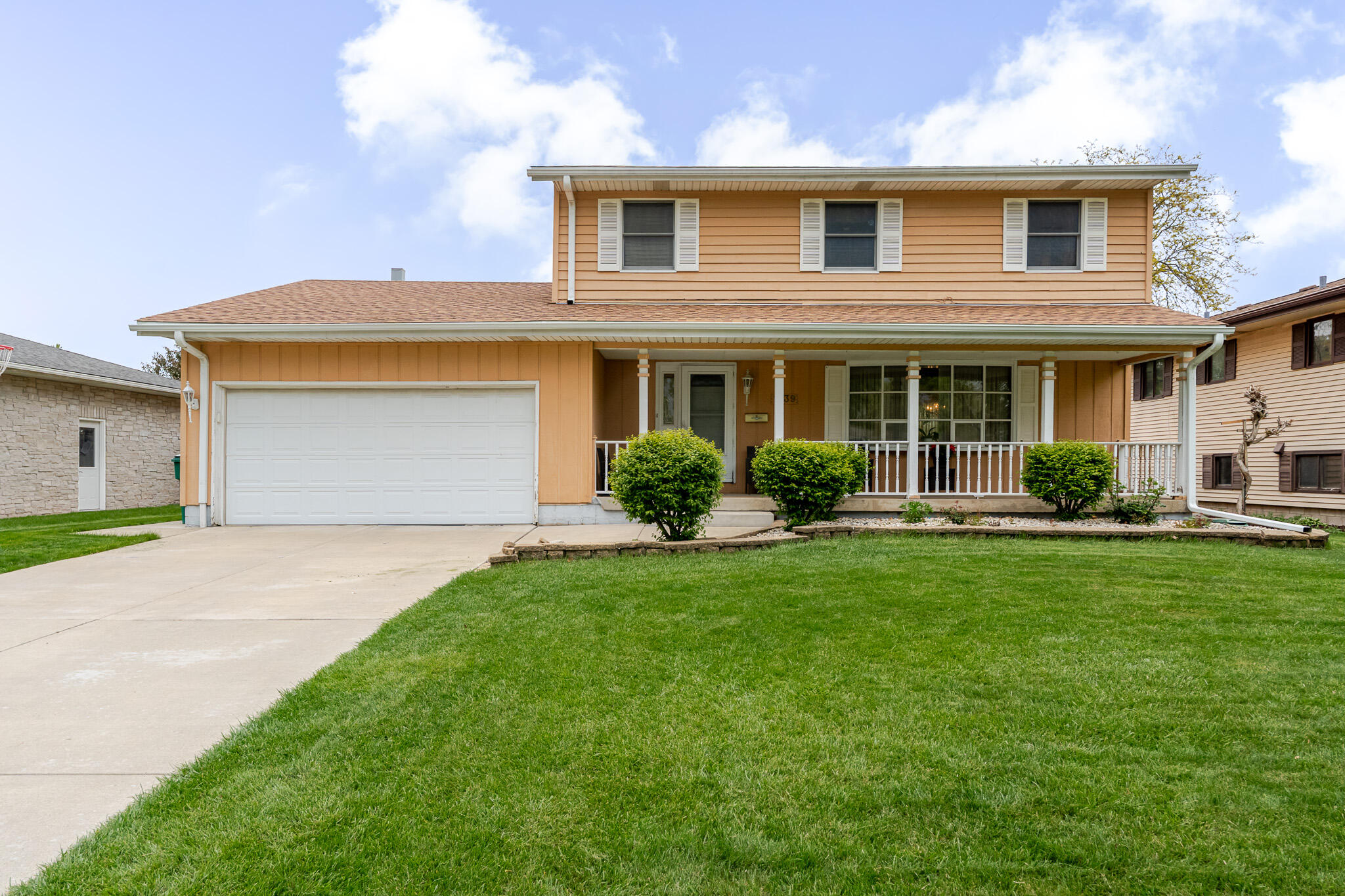 1839 Bluebird Lane