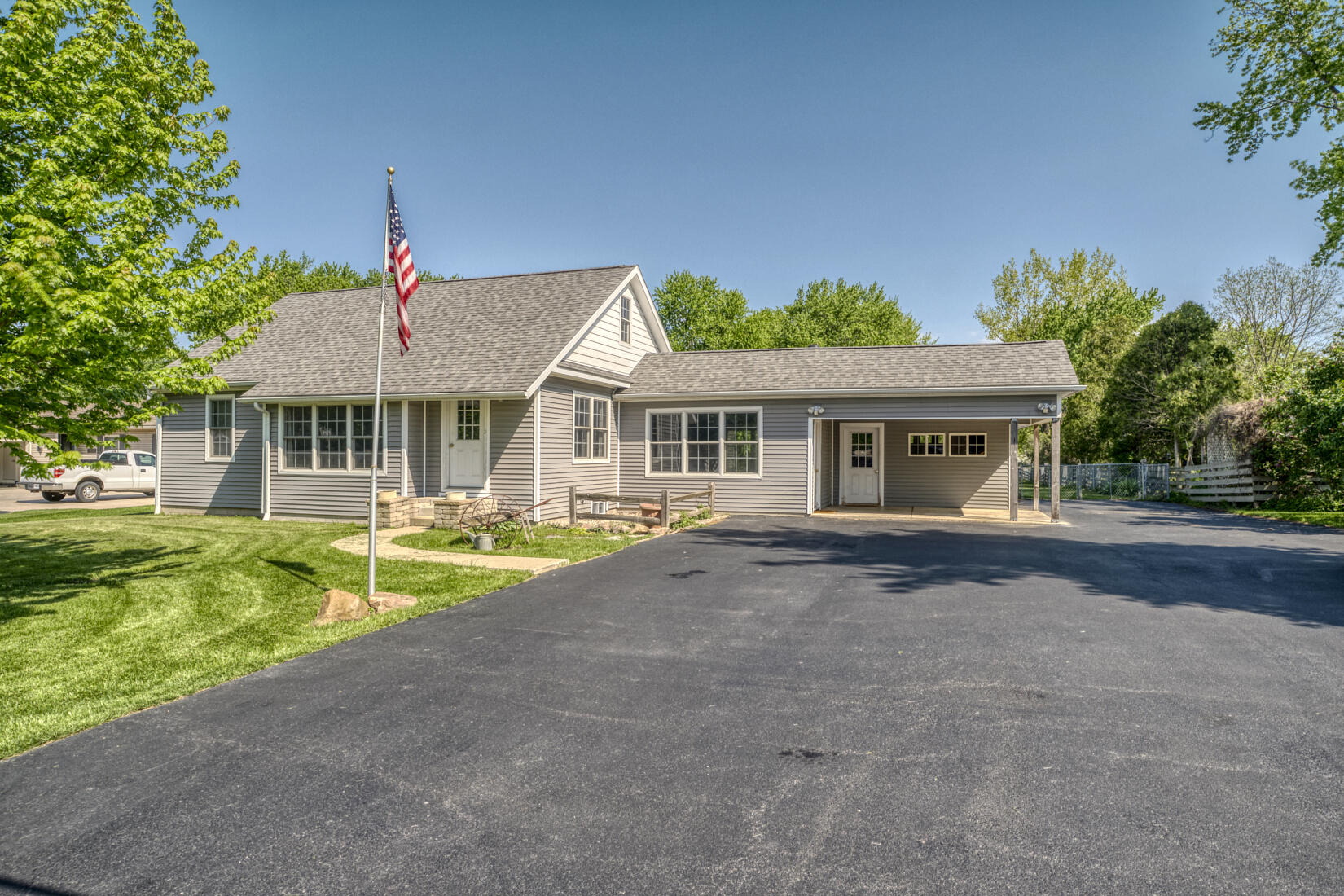 4912 W Main Street