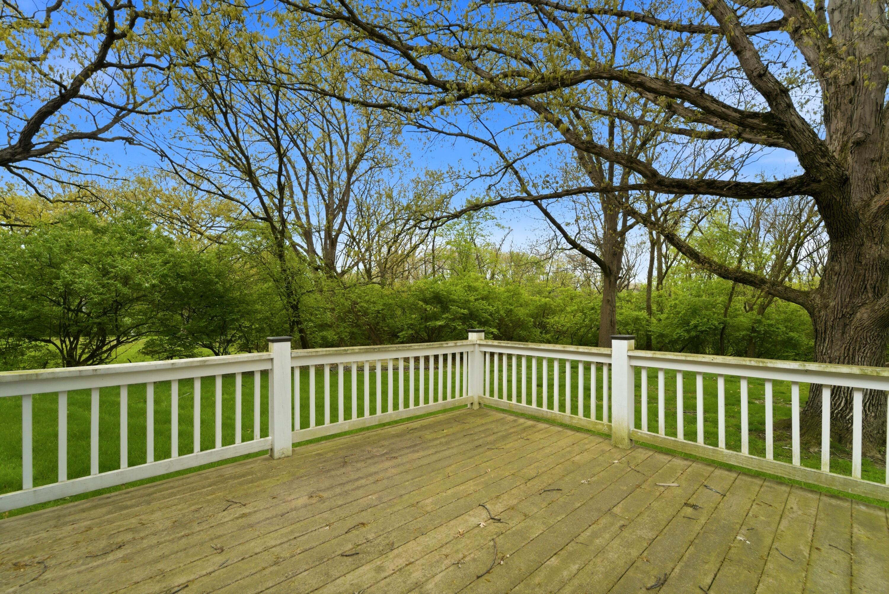 1029 Greenview Drive
