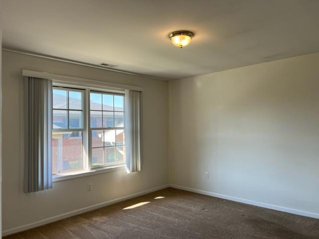 641 Cambridge Court Unit: 2b