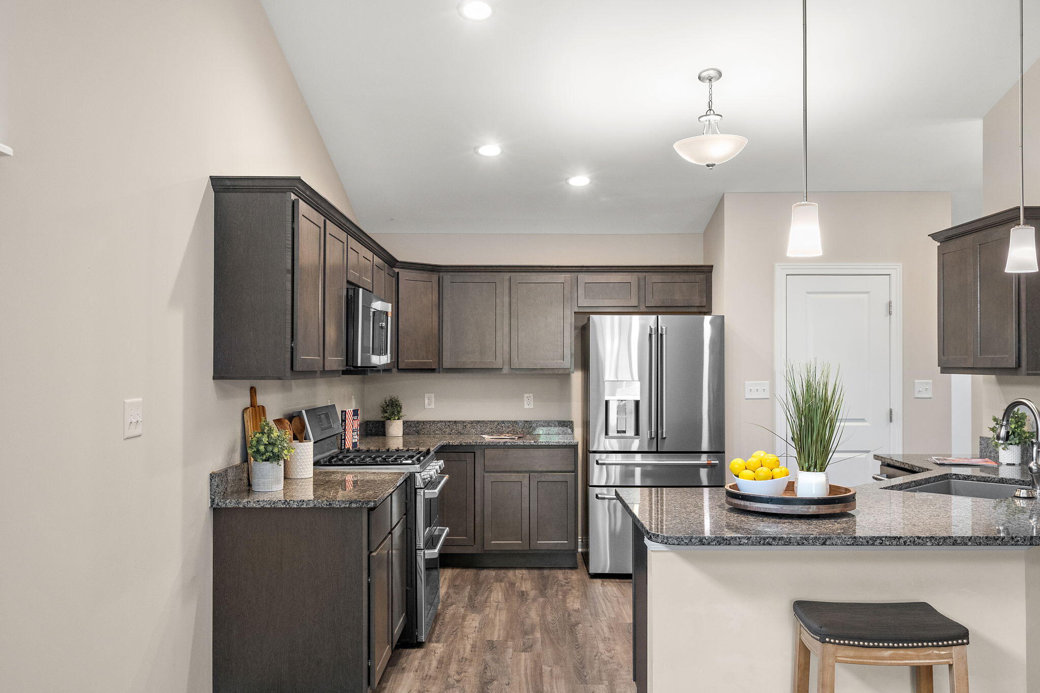 14082 Breakwater Lane