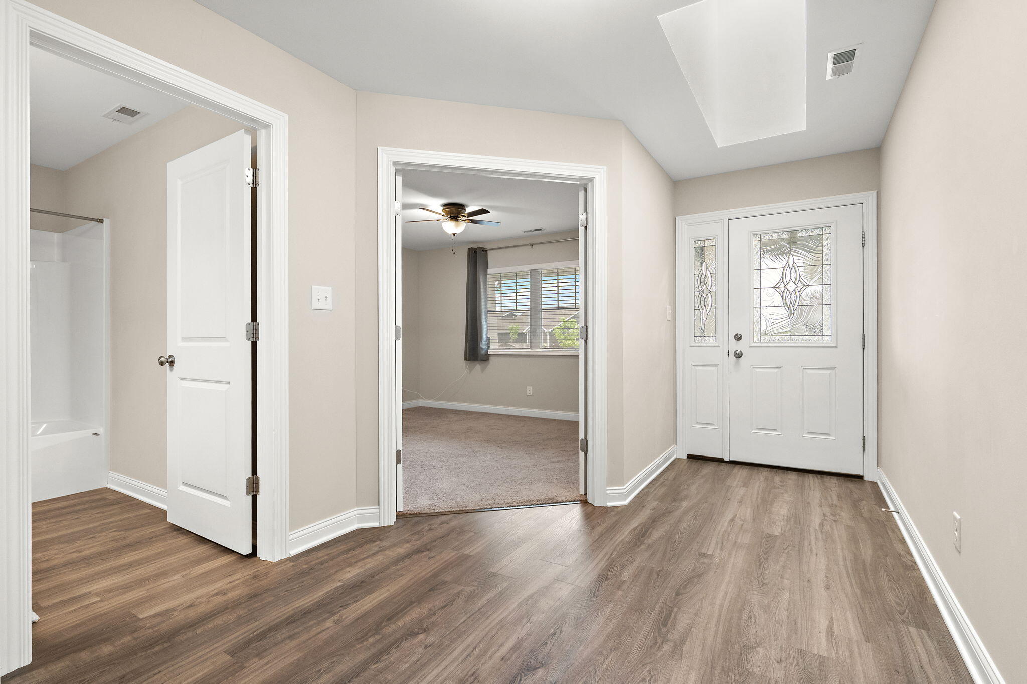 14082 Breakwater Lane