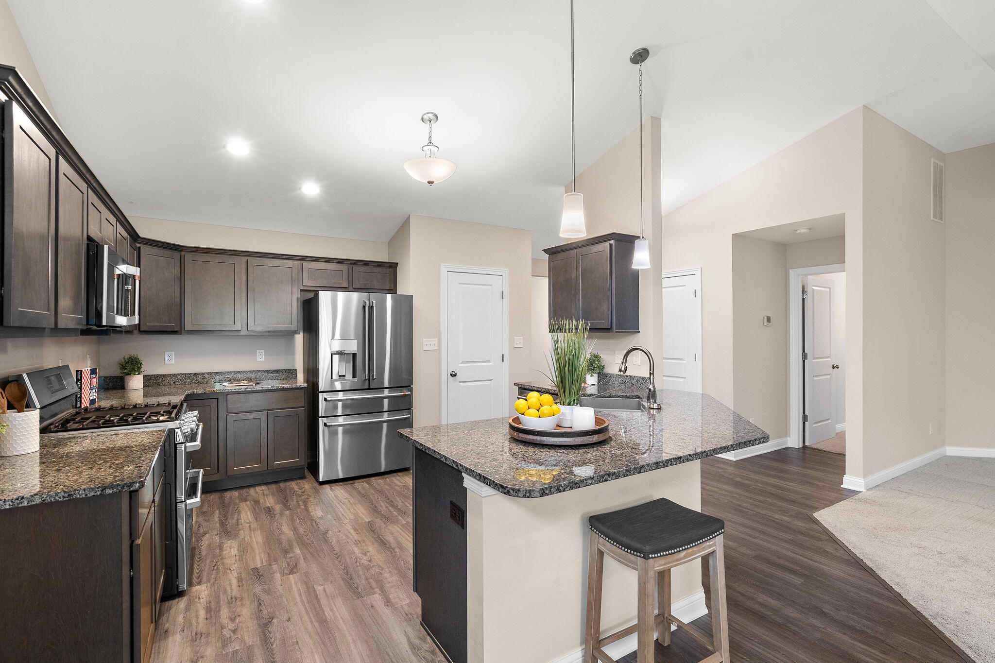 14082 Breakwater Lane