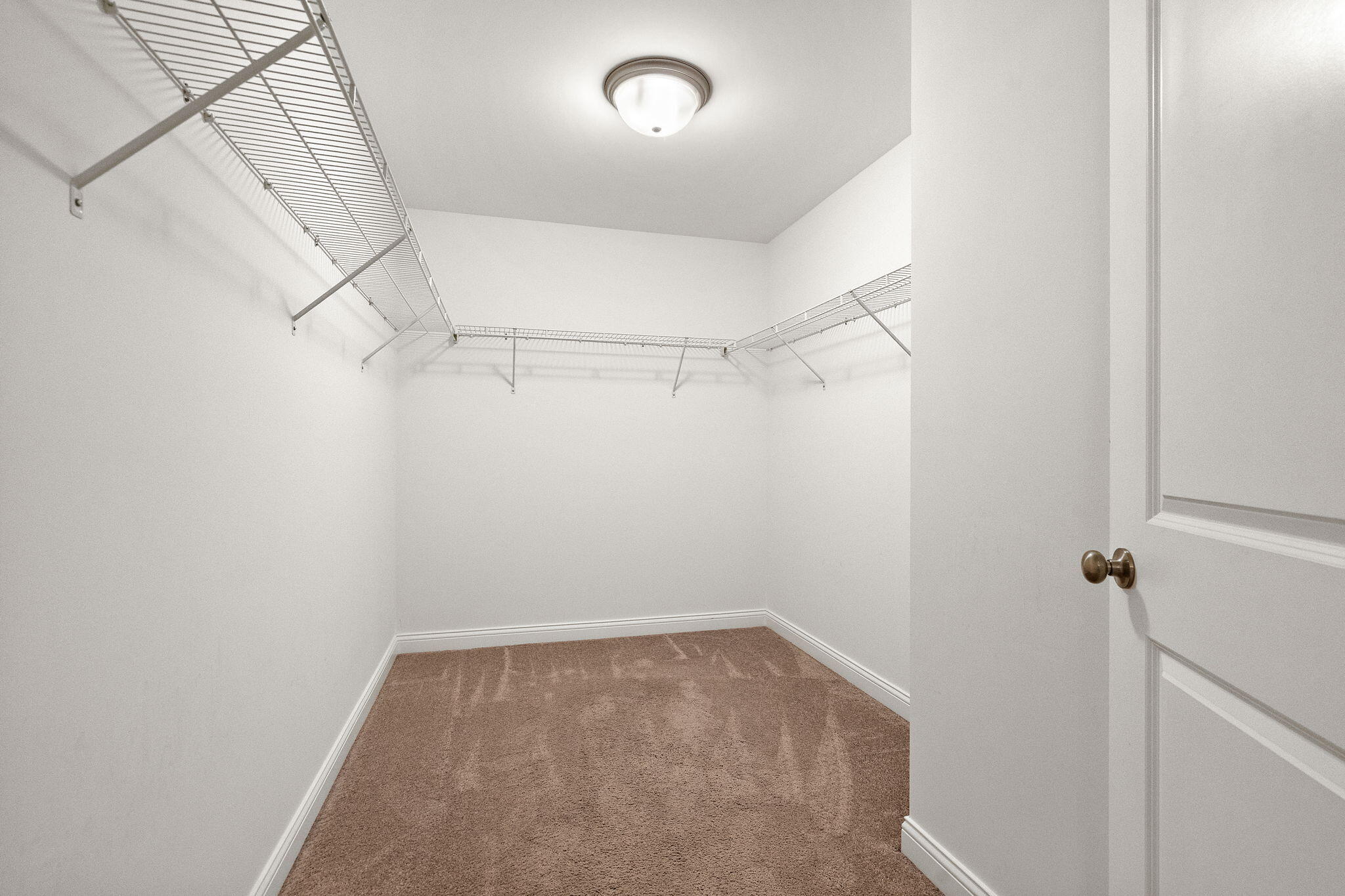 14082 Breakwater Lane