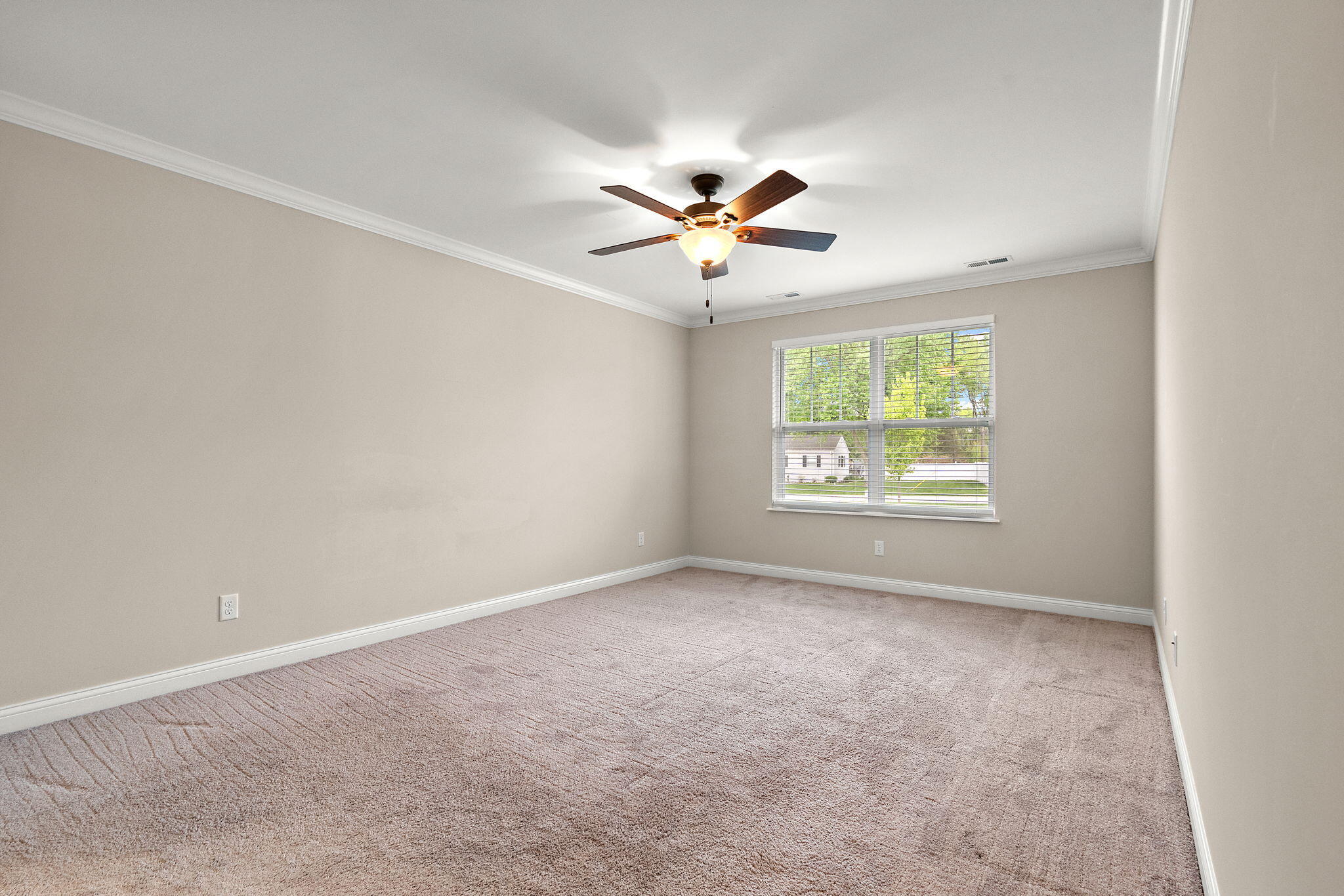 14082 Breakwater Lane
