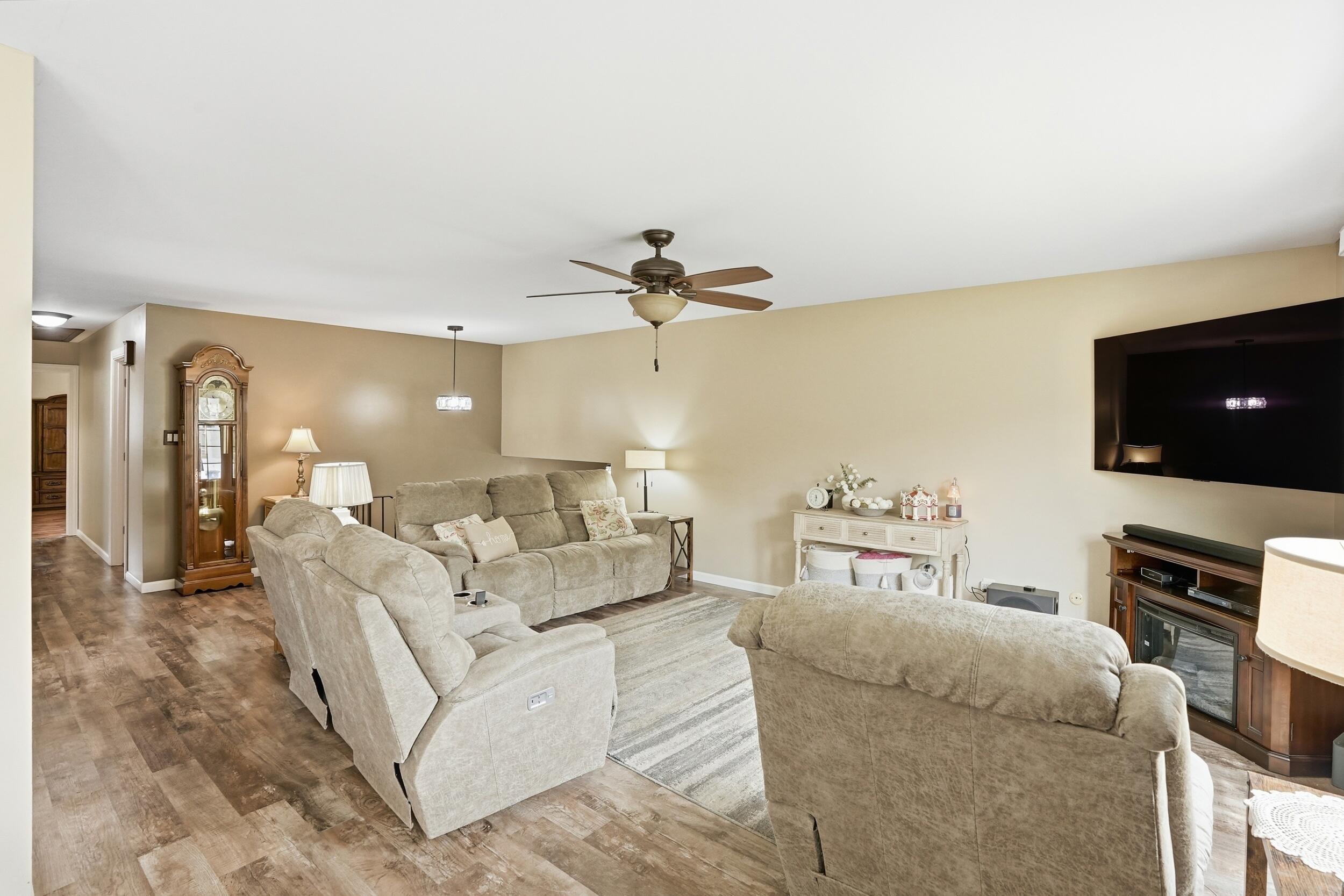 2232 Normandy Road