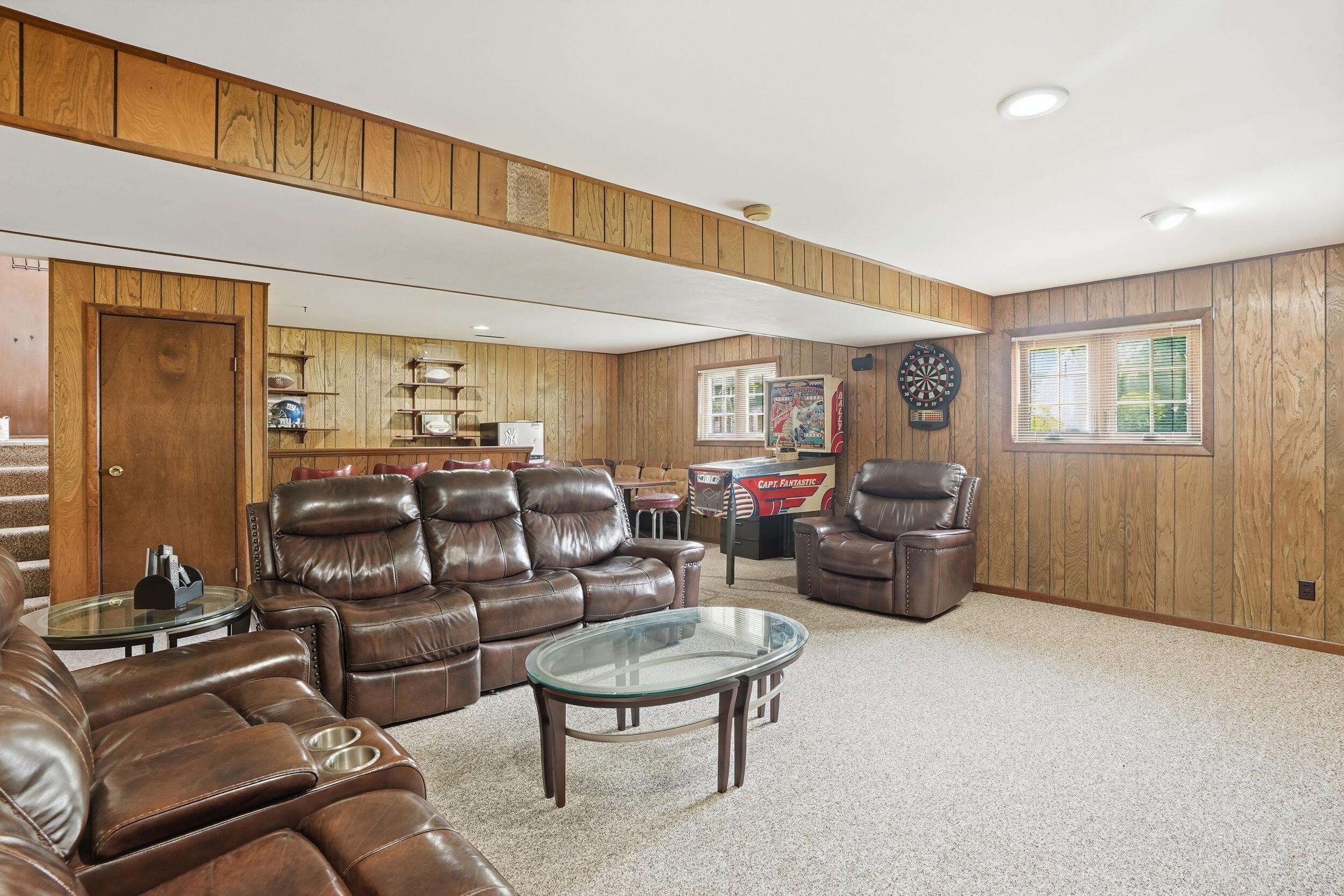 2232 Normandy Road