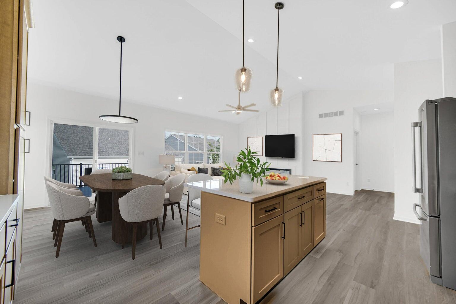2316 Redwood Lane