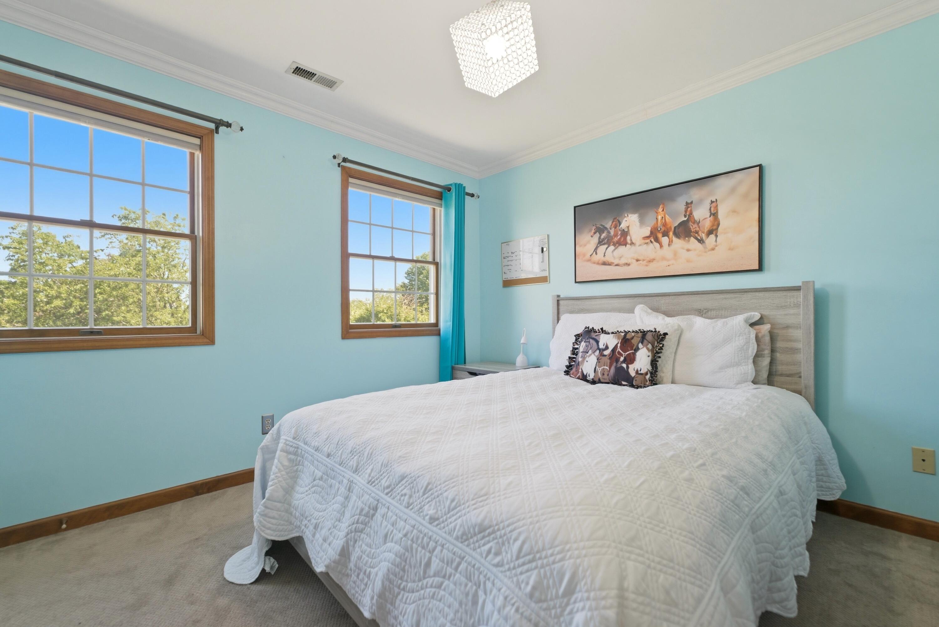 1401 W 95th Place