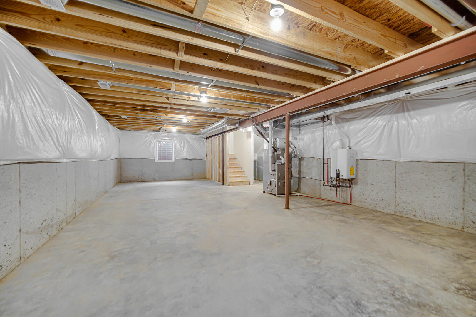 2206 Redwood Lane