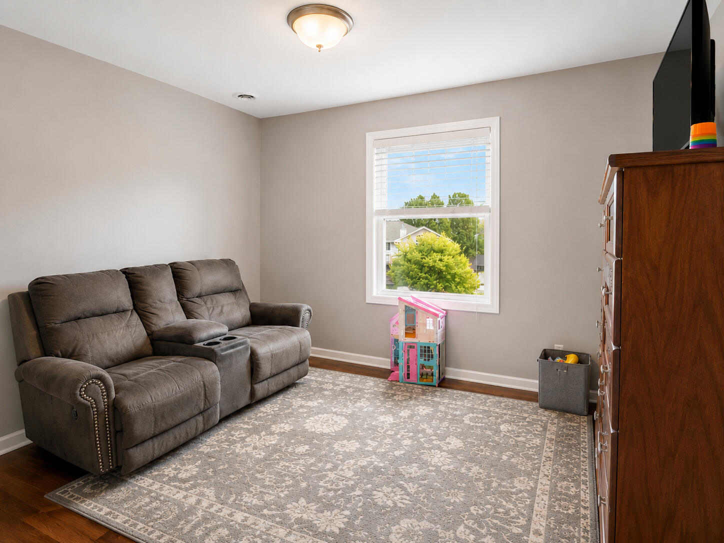 5849 Wildrose Lane