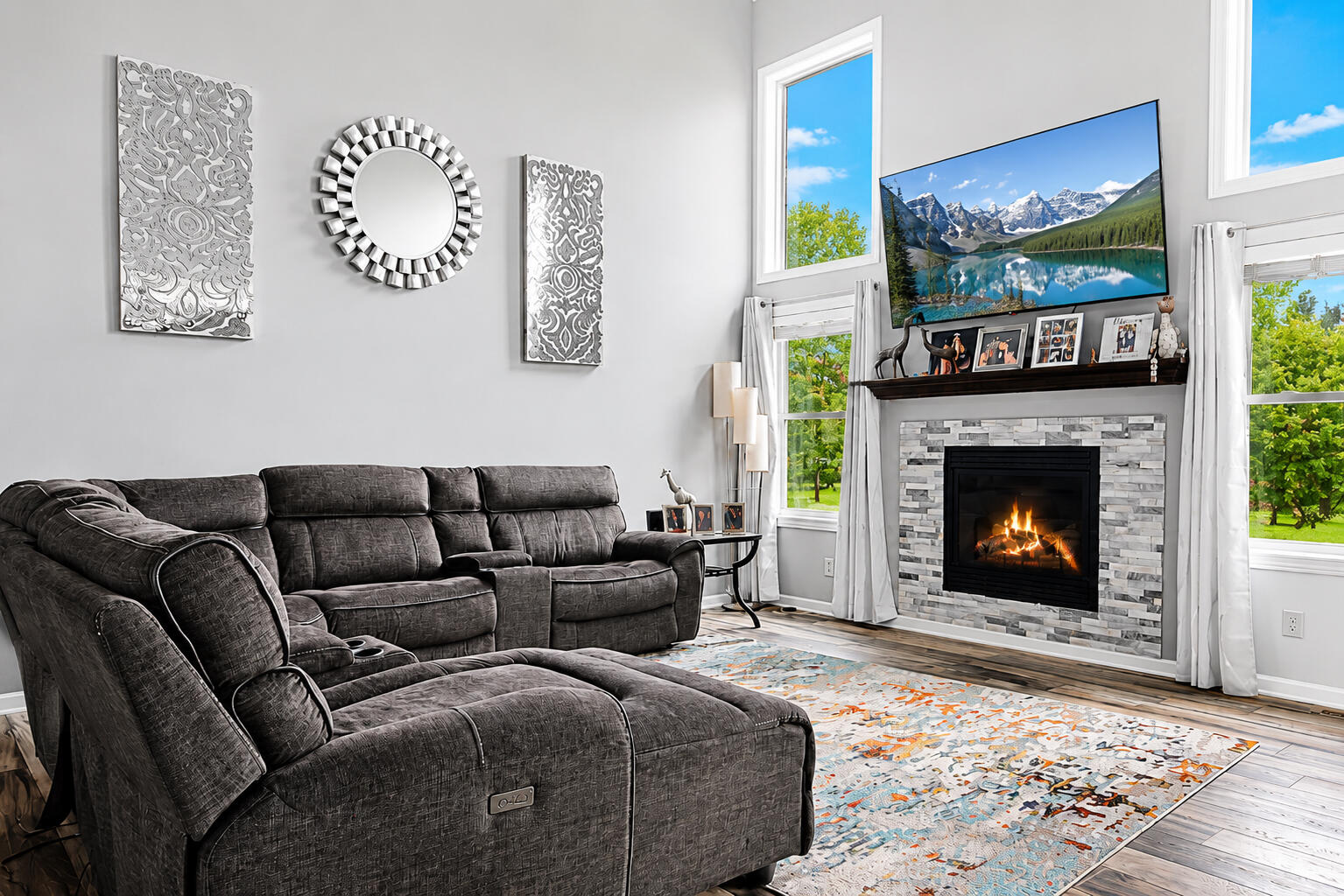 5849 Wildrose Lane