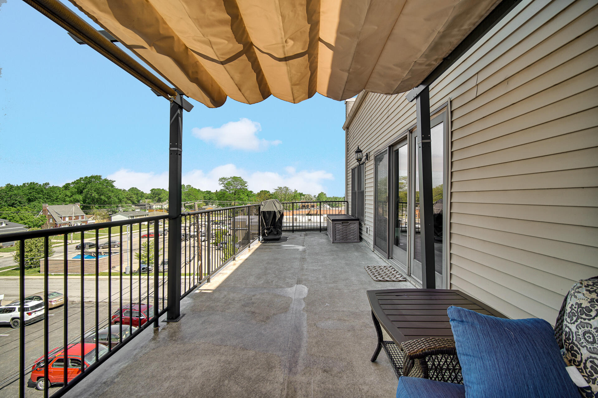 123 N Main Street Unit: 301
