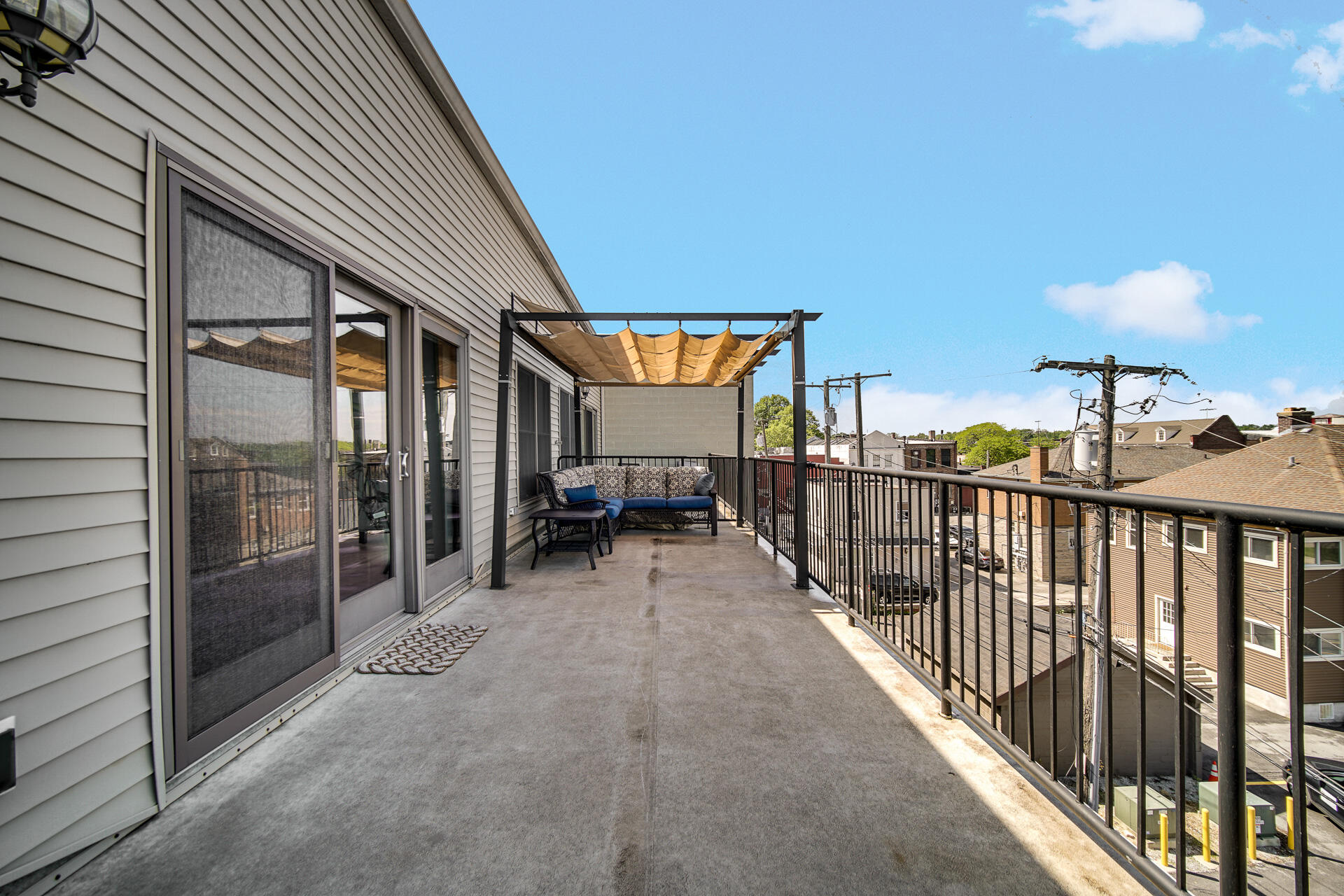 123 N Main Street Unit: 301