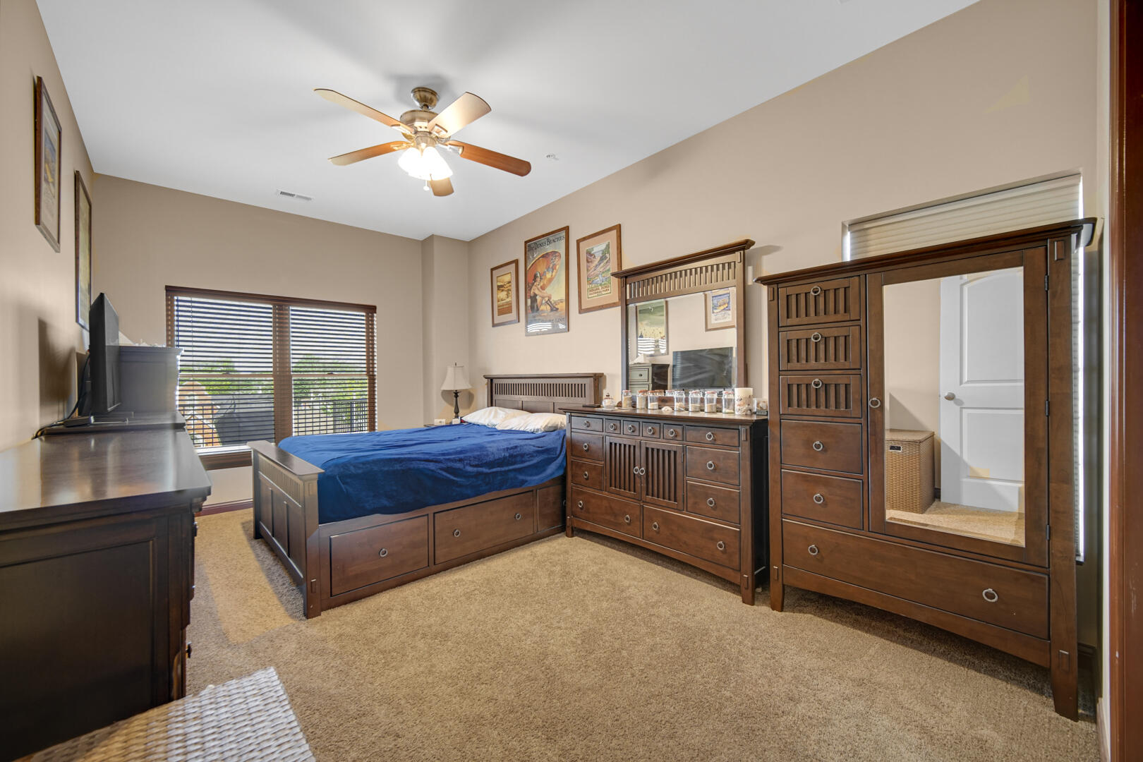 123 N Main Street Unit: 301