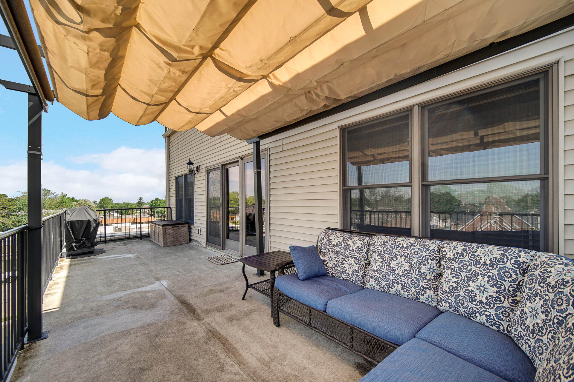 123 N Main Street Unit: 301