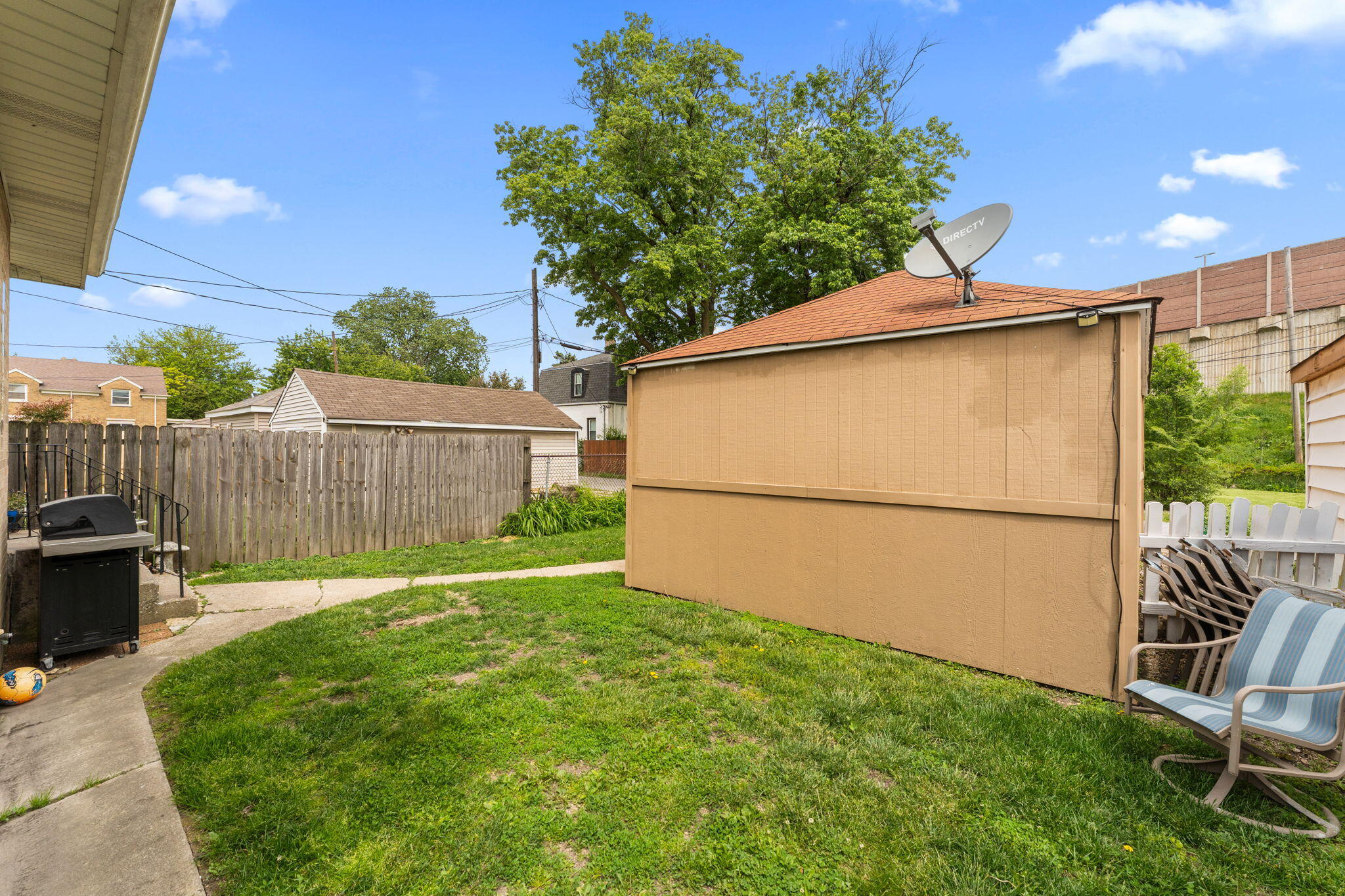 237 Hollywood Avenue