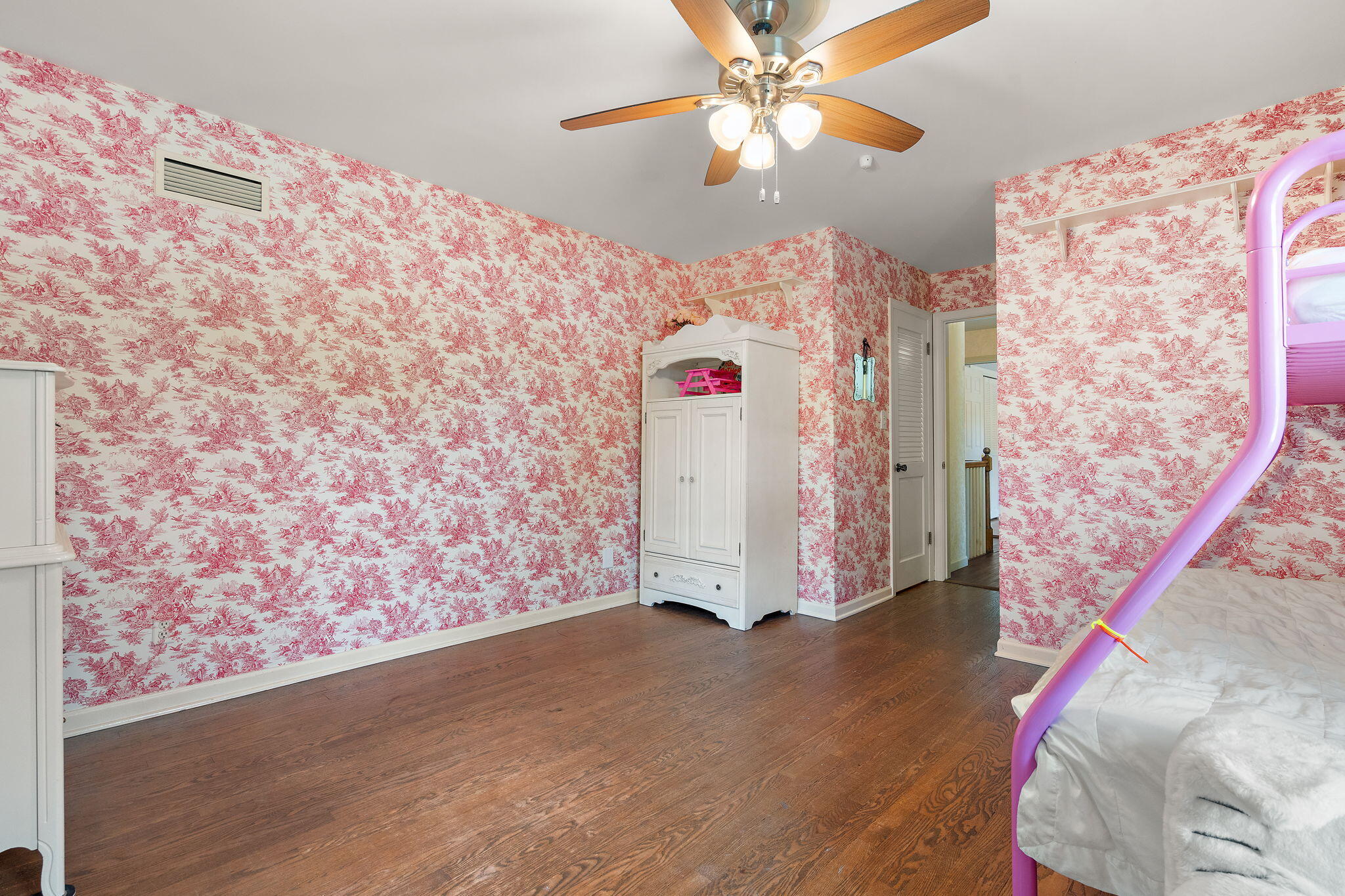 1331 Macarthur Boulevard
