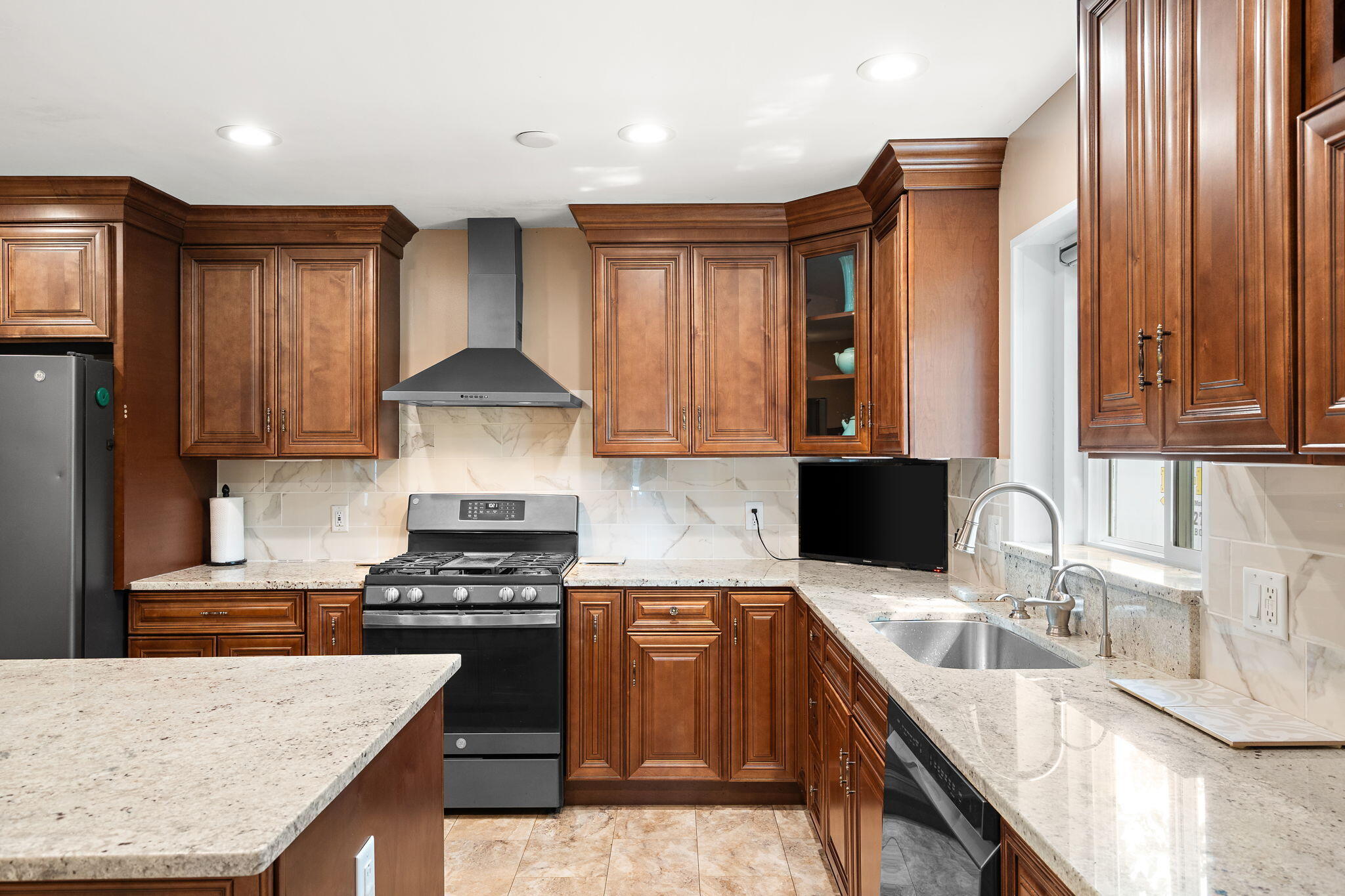 1331 Macarthur Boulevard