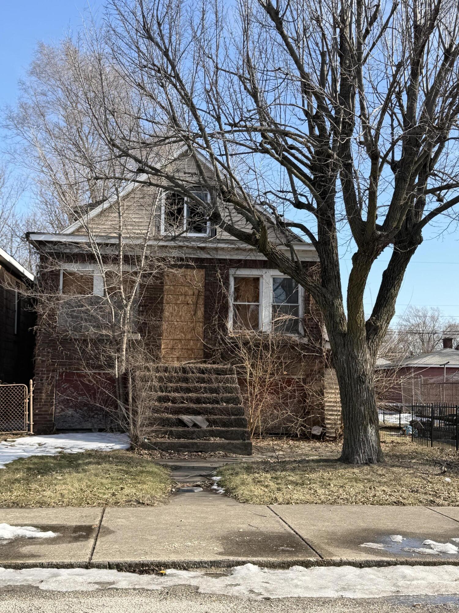 2415 Jefferson Street