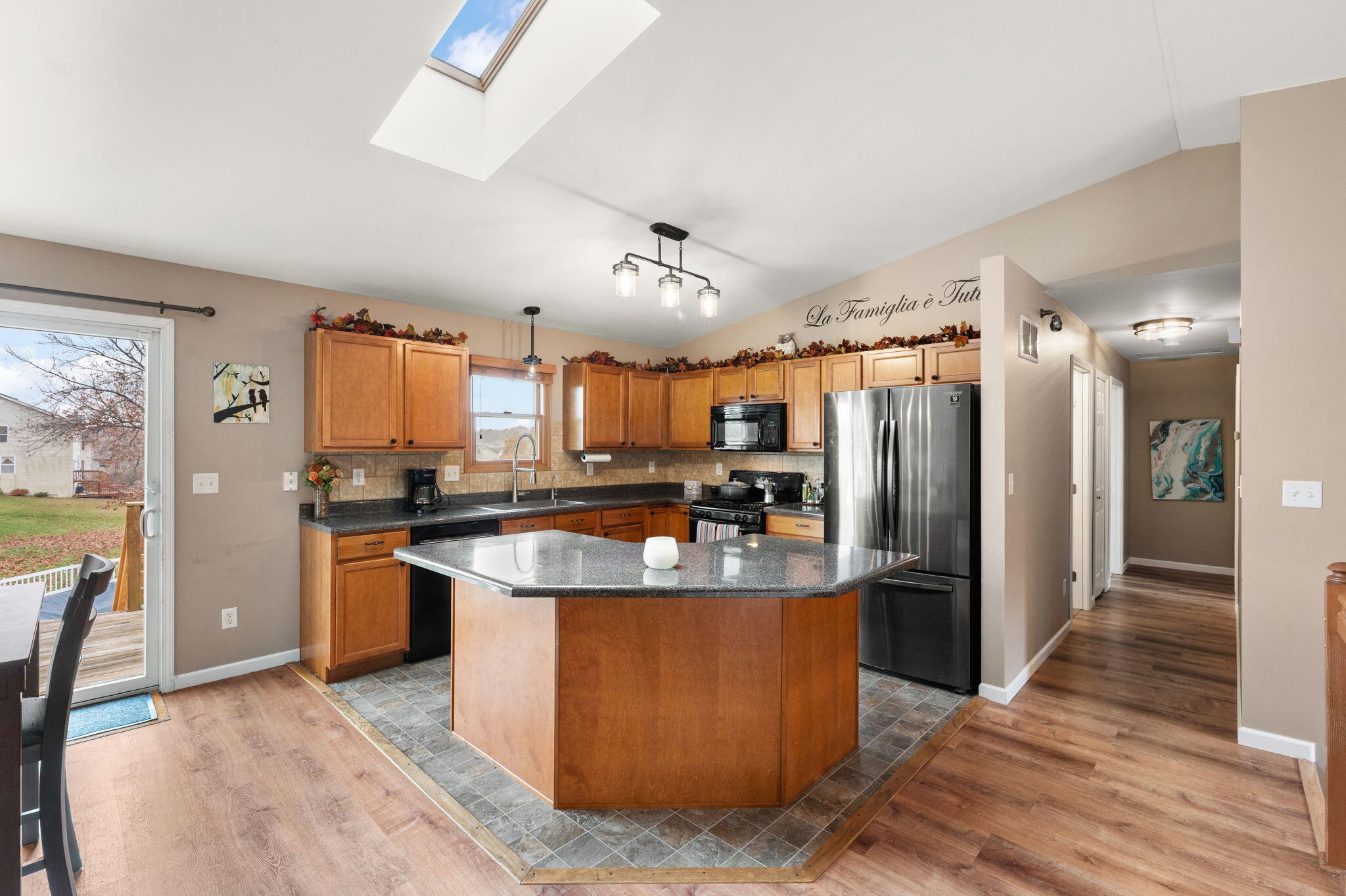 8921 W 125th Place