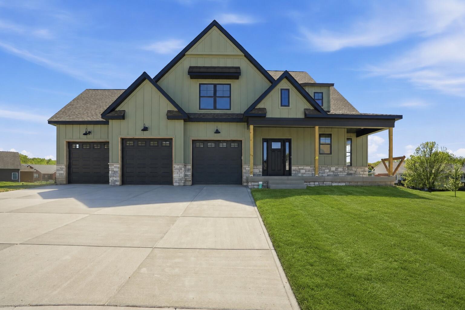 889 Betty Court