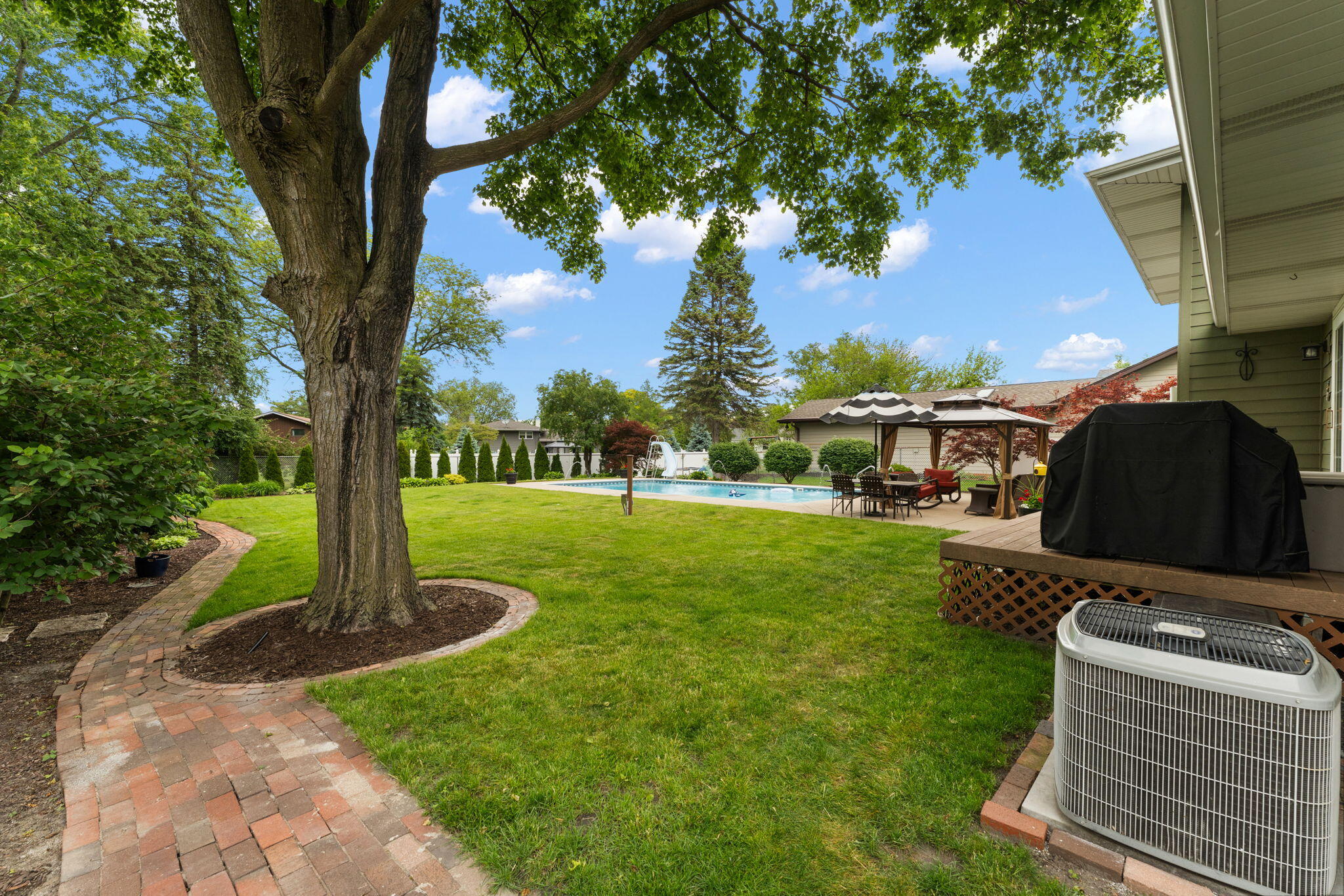 1343 Fran Lin Parkway