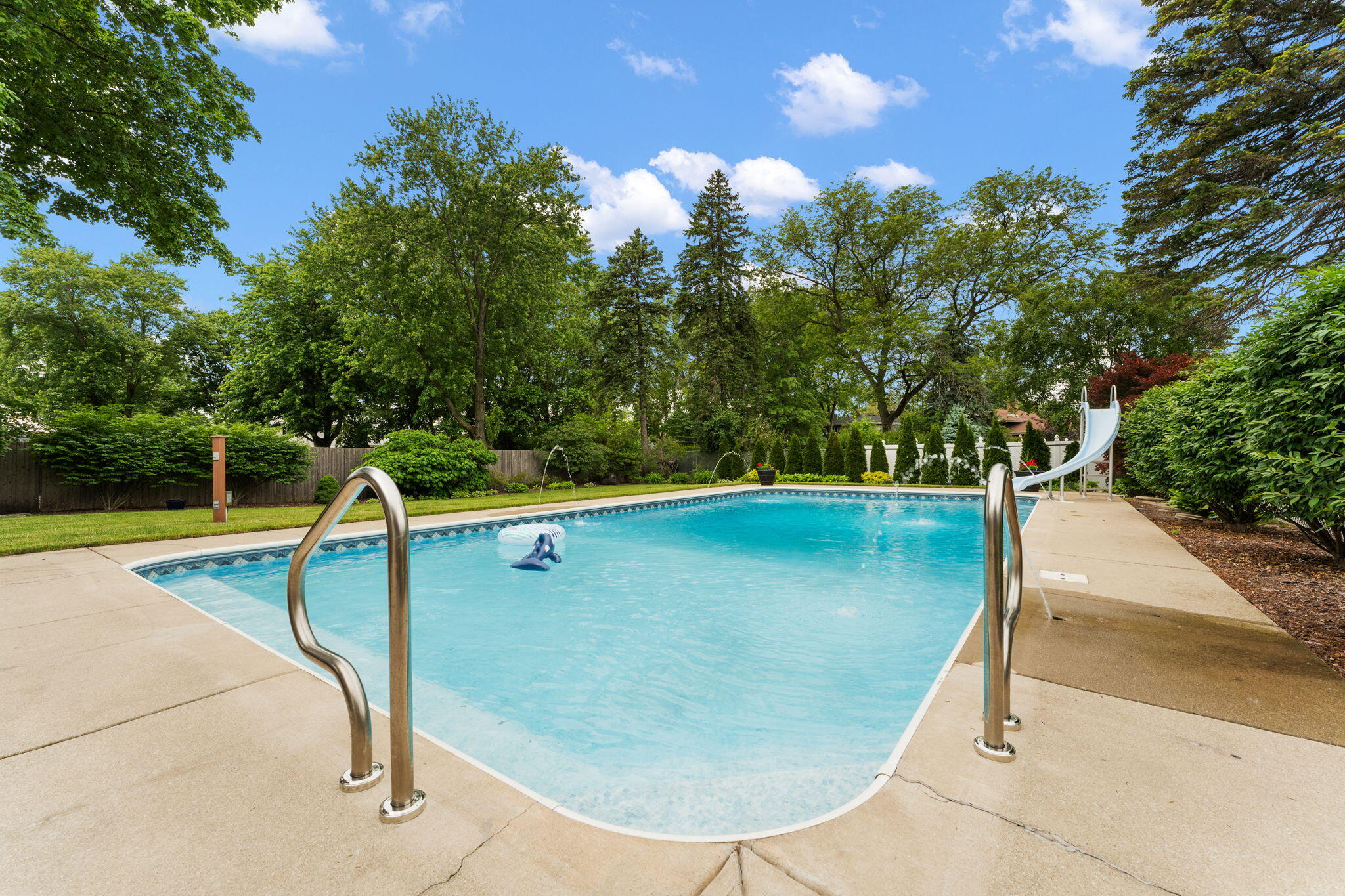 1343 Fran Lin Parkway