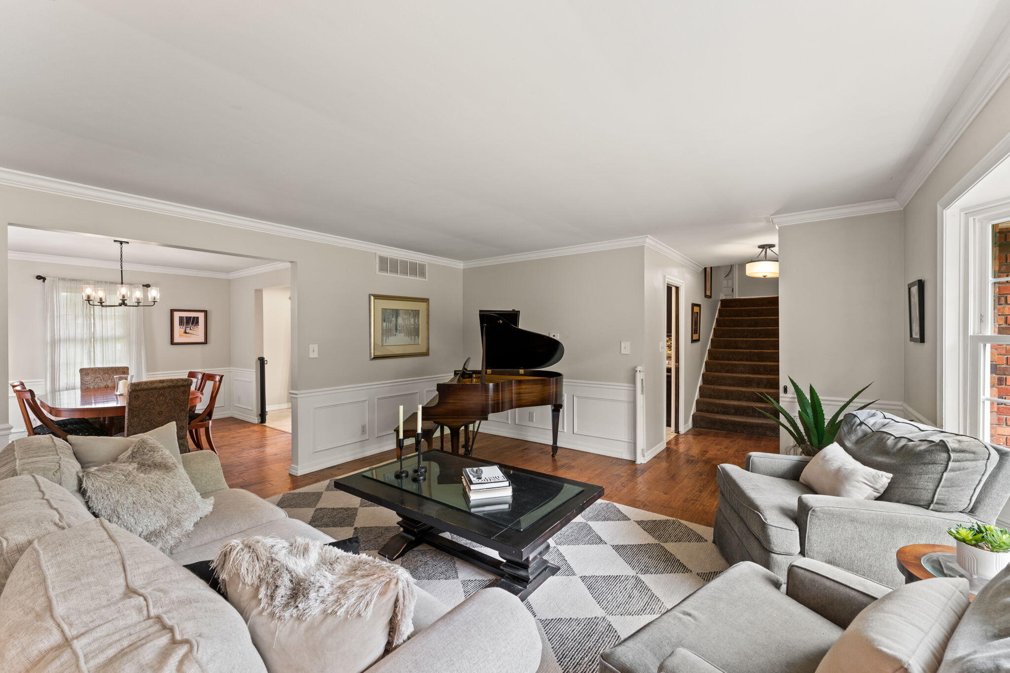 1343 Fran Lin Parkway