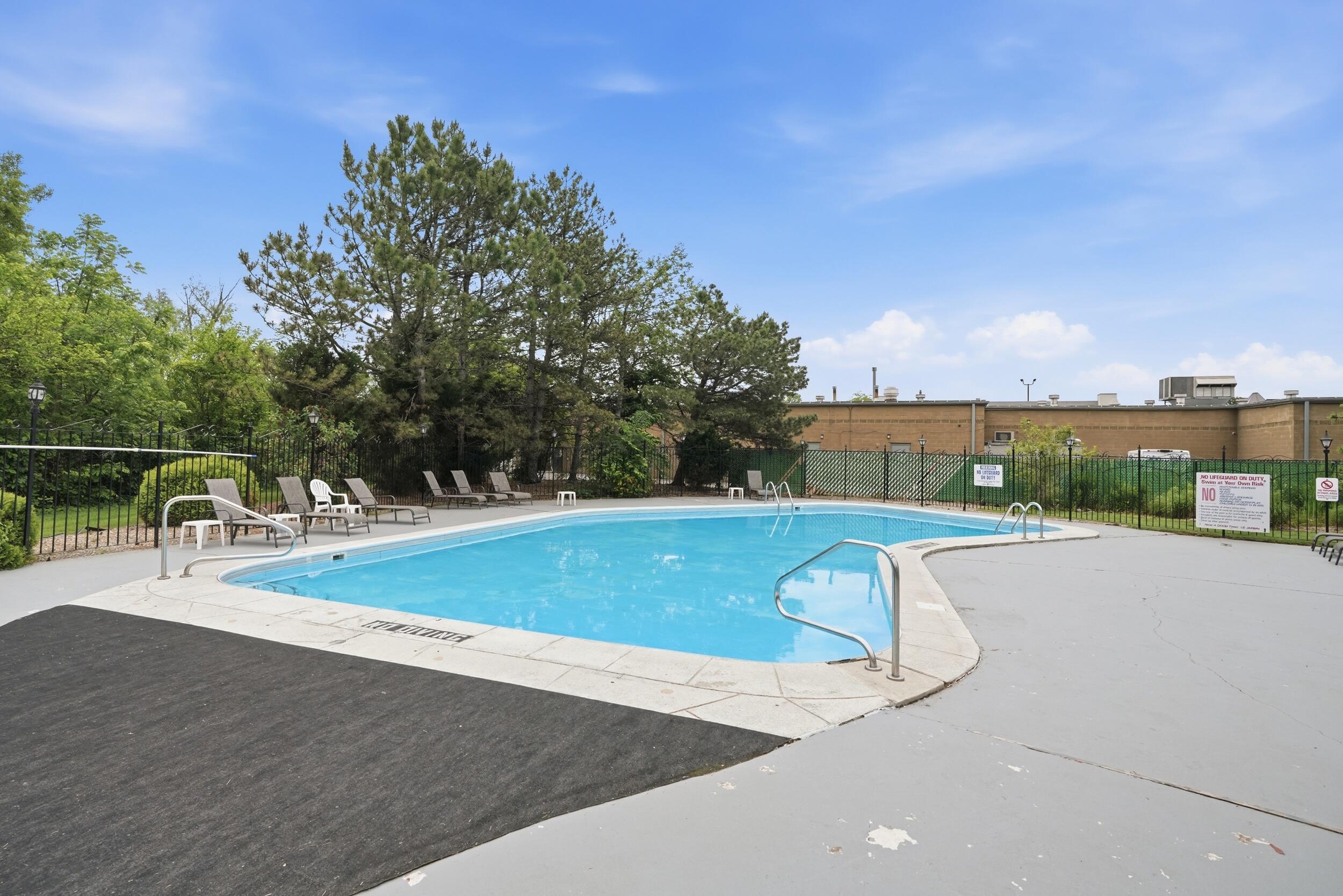 1725 Homan Drive Unit: 204