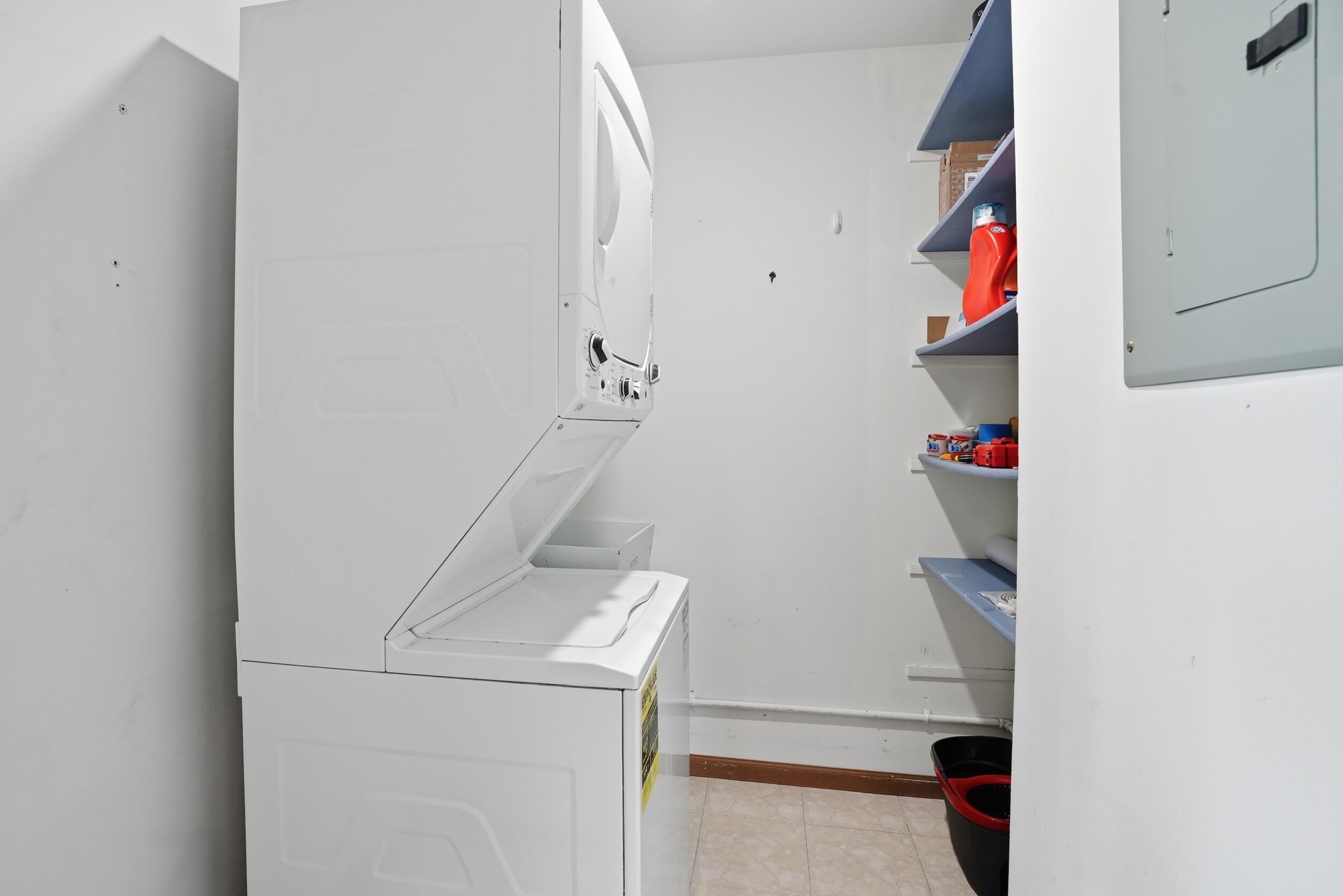 1725 Homan Drive Unit: 204