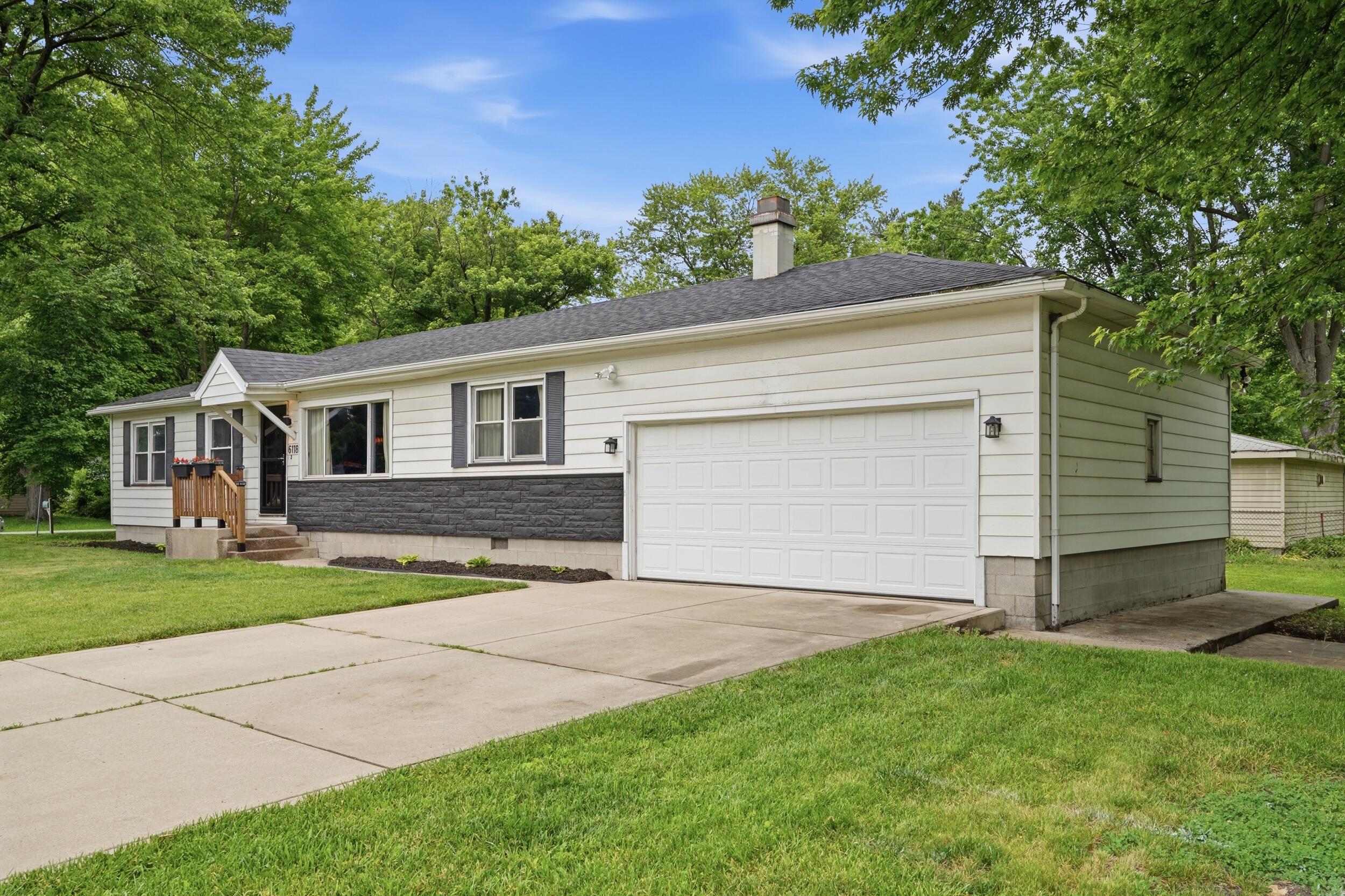 6118 Sunrise Avenue