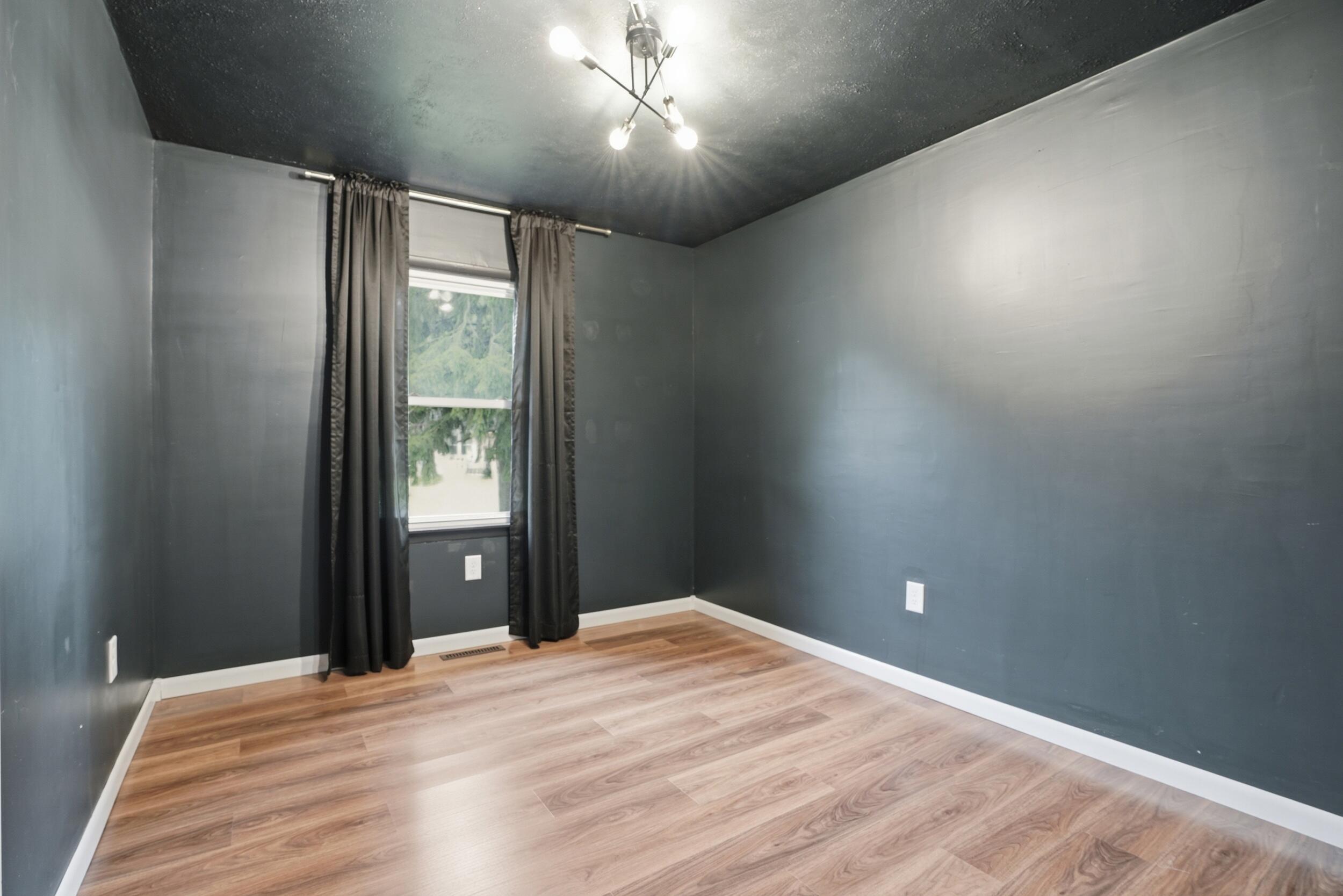 6118 Sunrise Avenue
