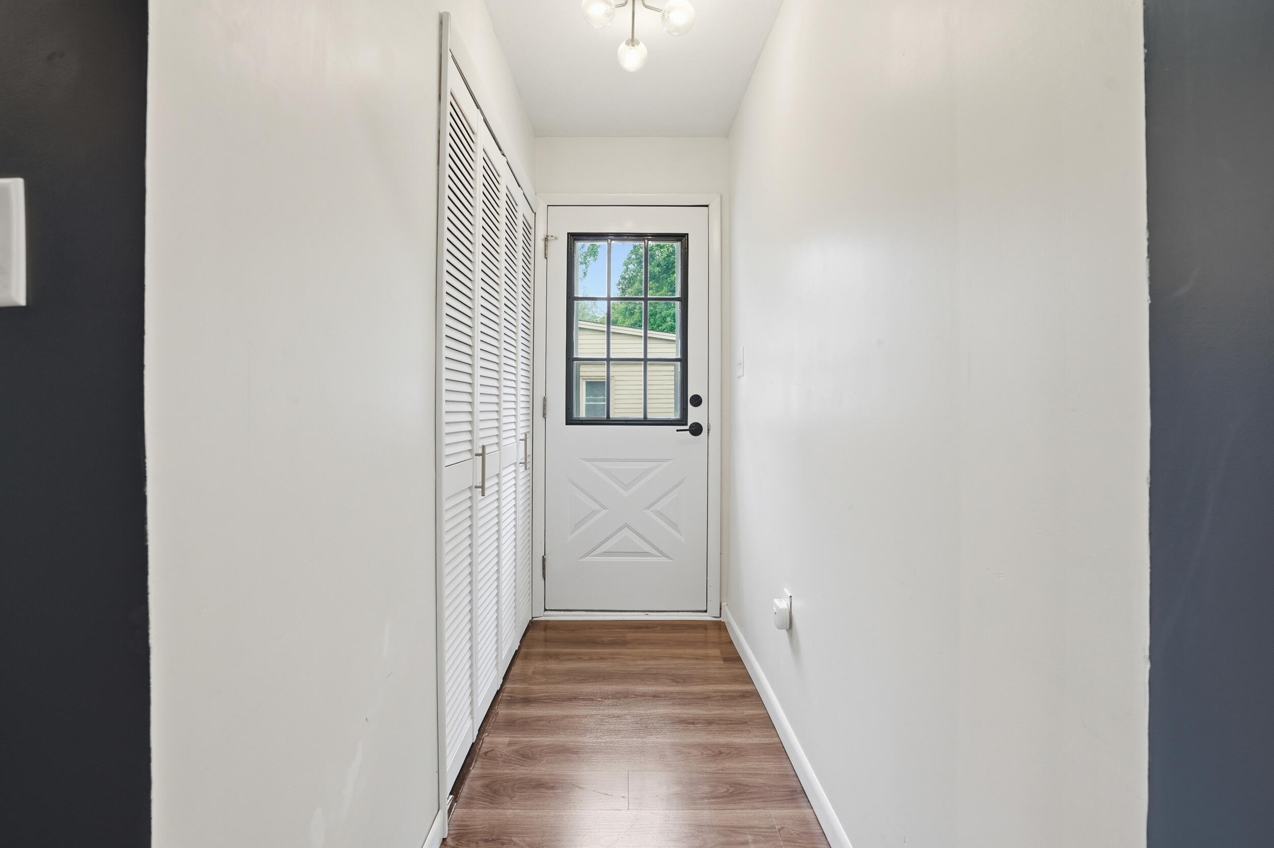 6118 Sunrise Avenue
