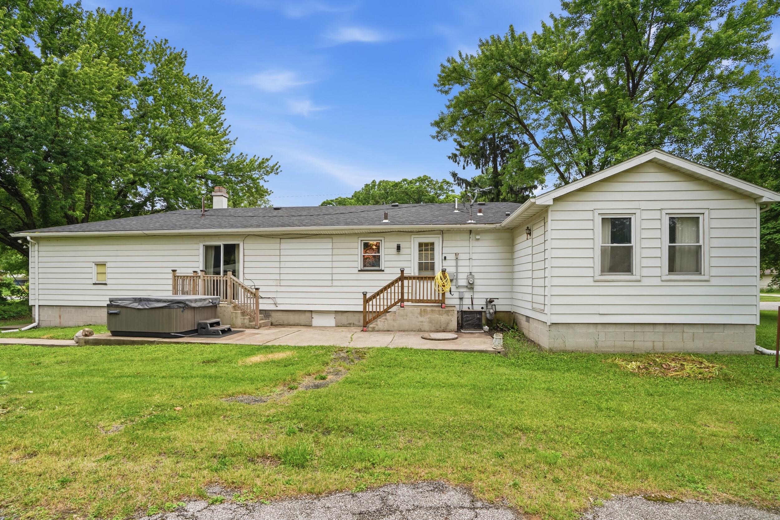 6118 Sunrise Avenue
