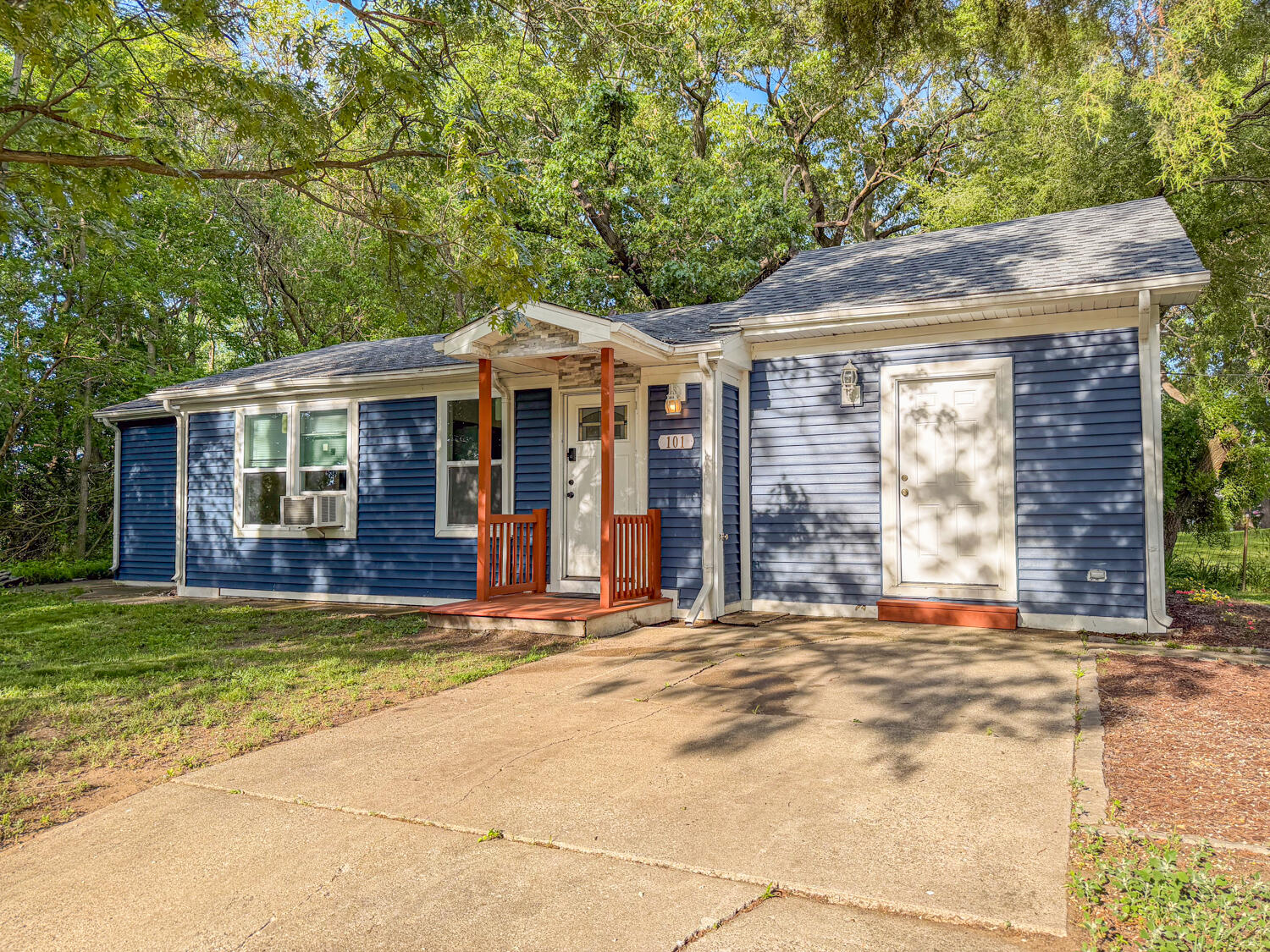 101 Van Buren Avenue