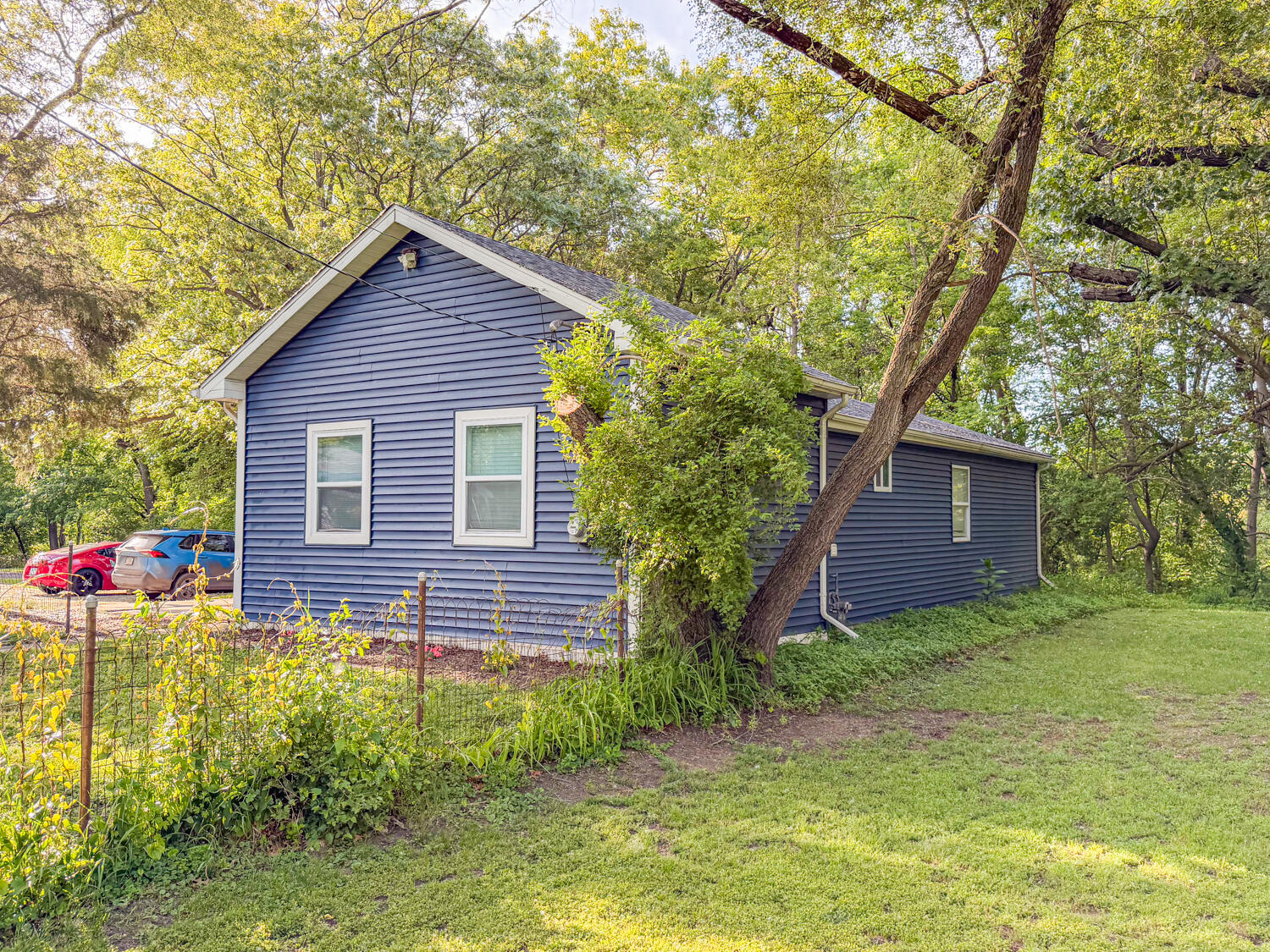 101 Van Buren Avenue