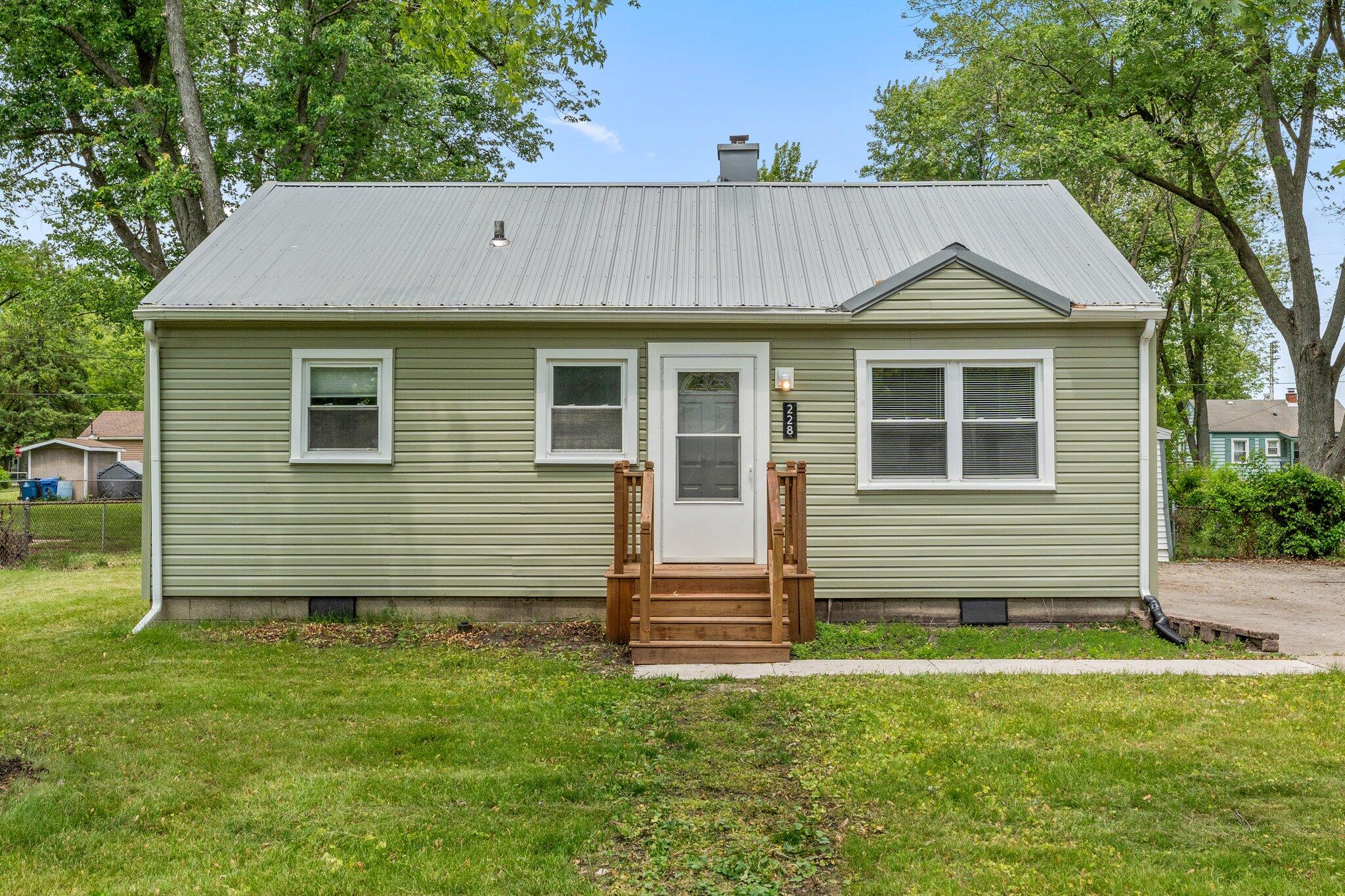 228 Oak Street